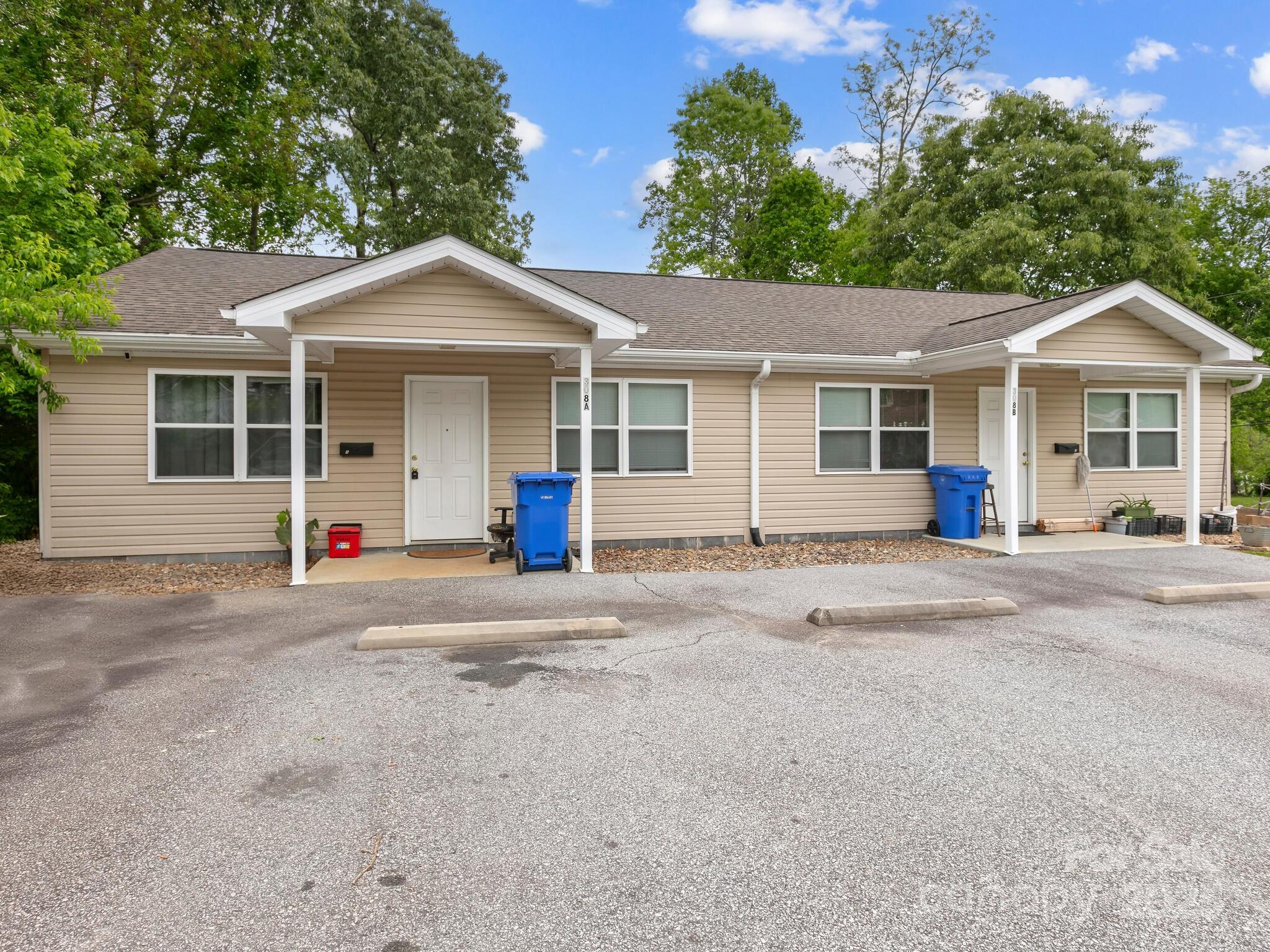 308 N Whitted Street Property Photo 1