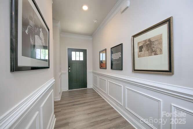 4245 Millstream Road Property Photo 3