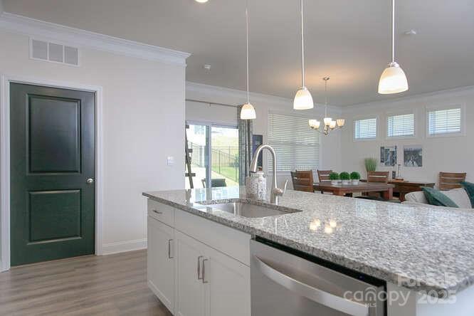 4245 Millstream Road Property Photo 4