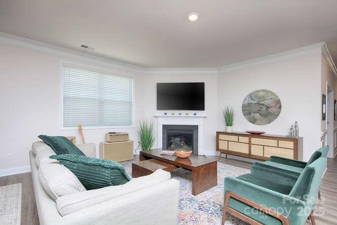 4245 Millstream Road Property Photo 16