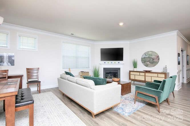 4245 Millstream Road Property Photo 20