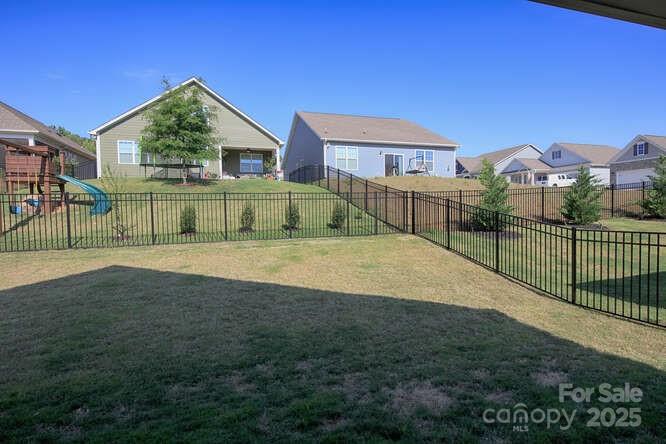 4245 Millstream Road Property Photo 44