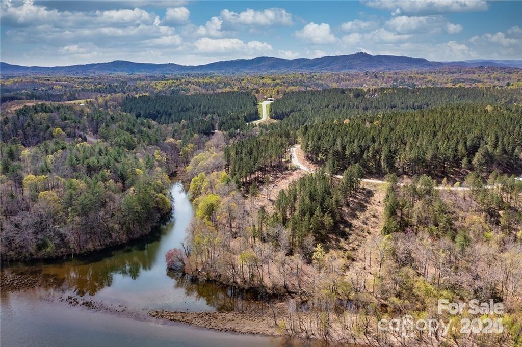 193, 199 Table Rock Trace 129, 130 Property Photo 7