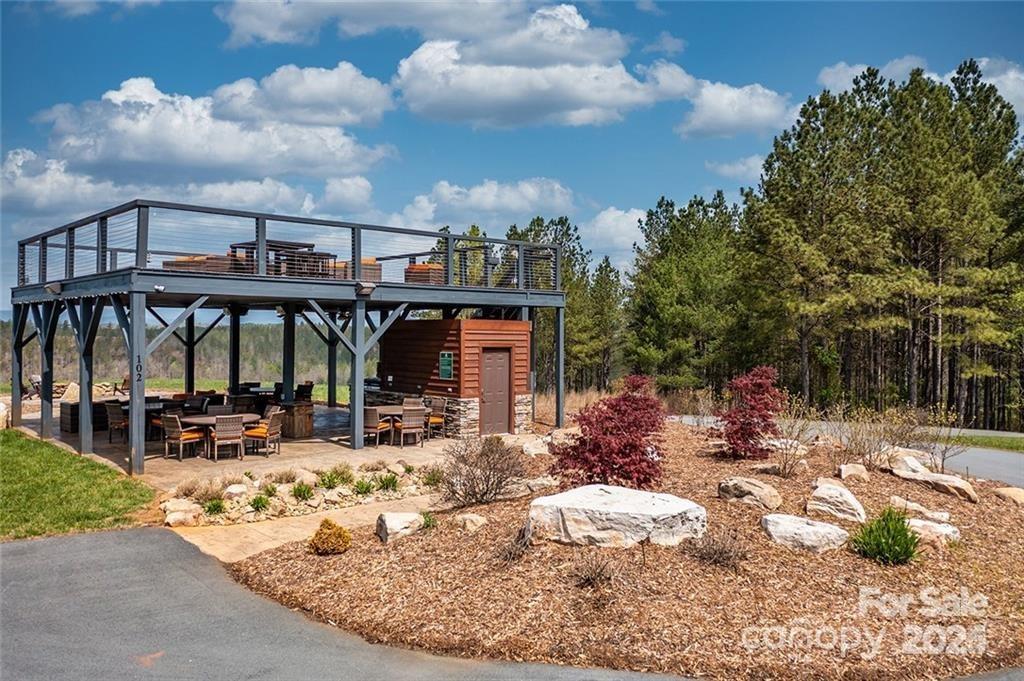 193, 199 Table Rock Trace 129, 130 Property Photo 17