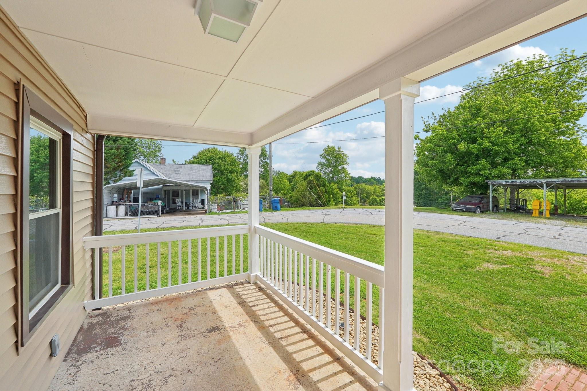 10 Lake Street Property Photo 6