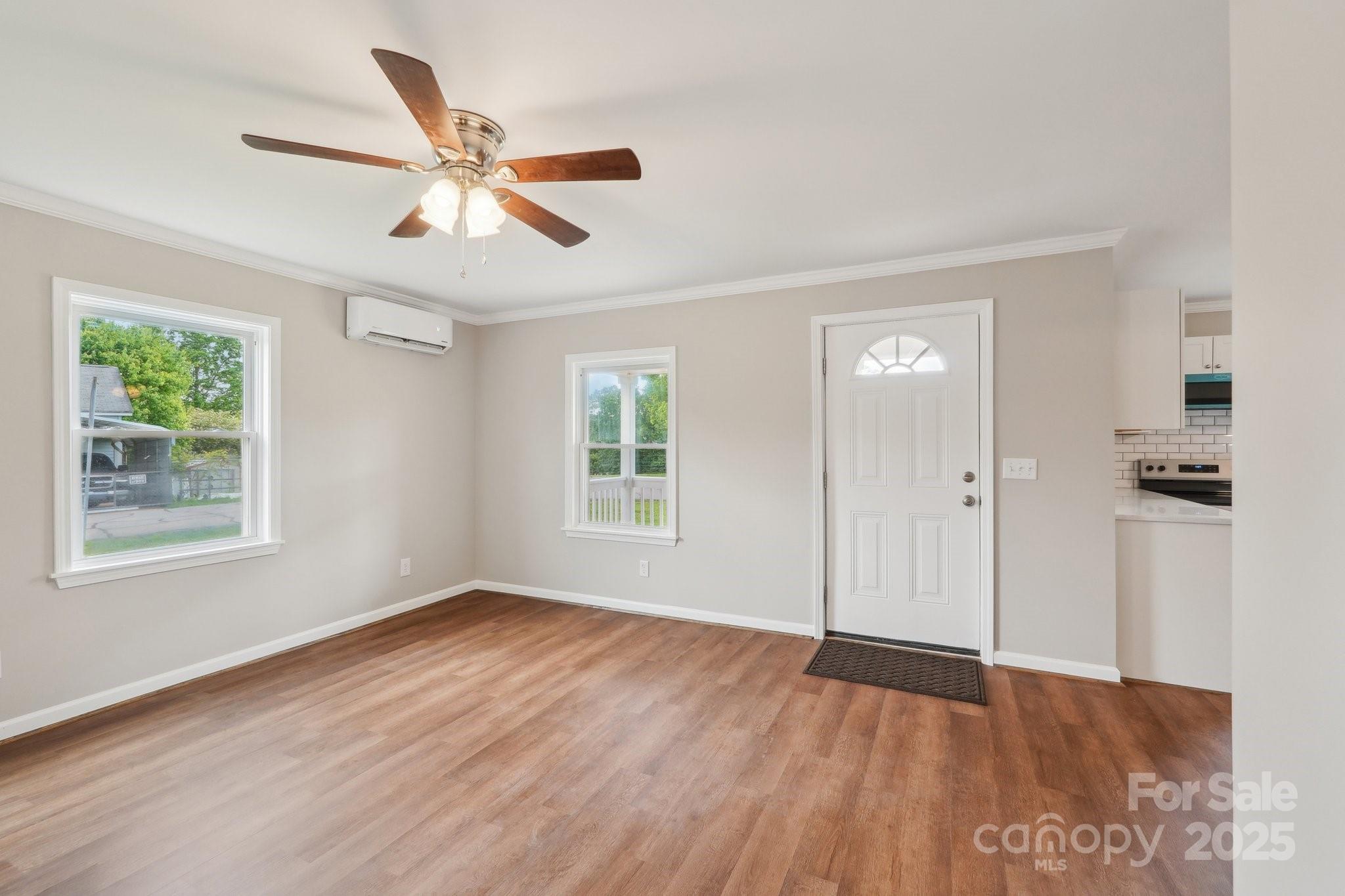 10 Lake Street Property Photo 8