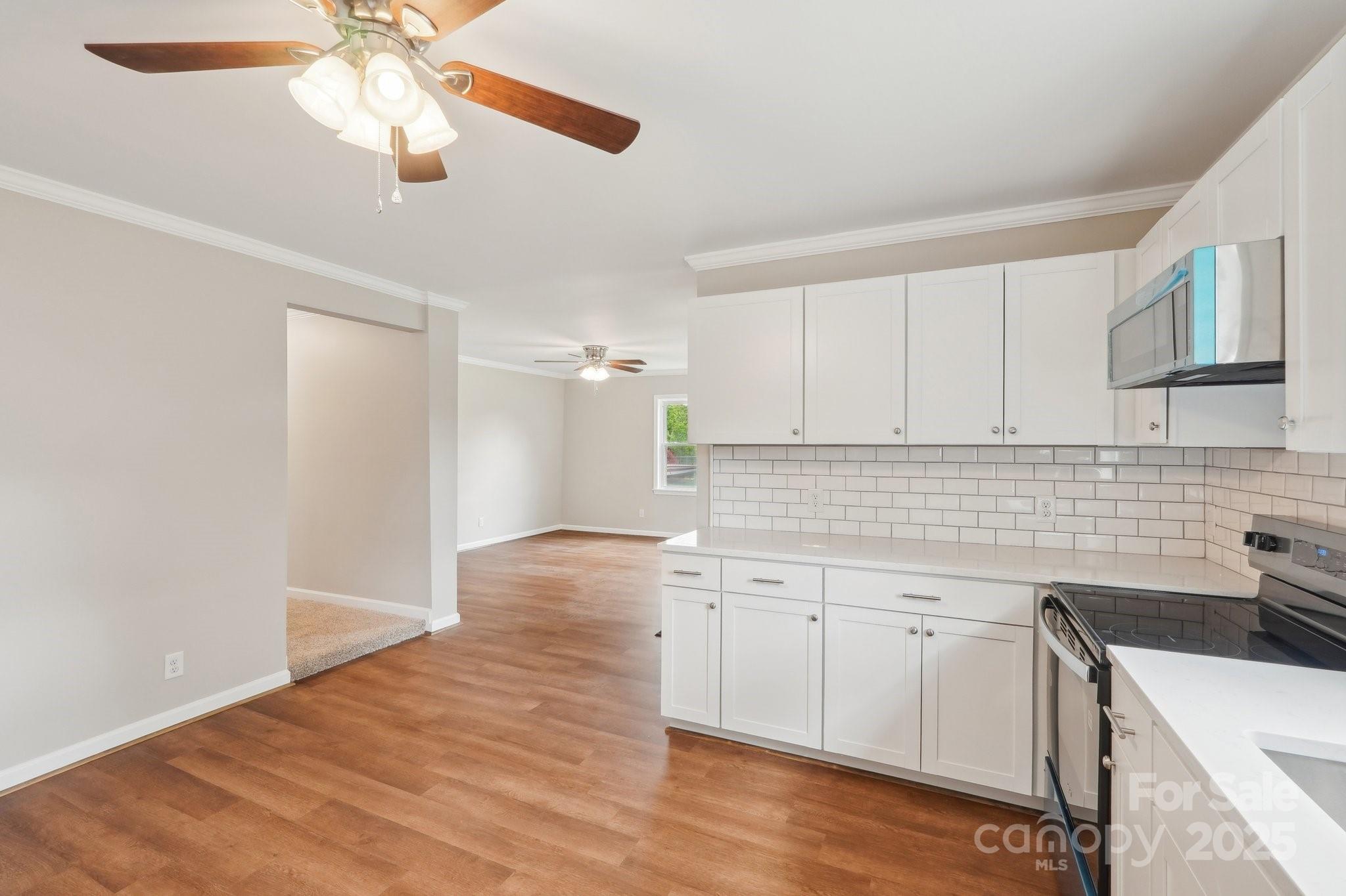 10 Lake Street Property Photo 17