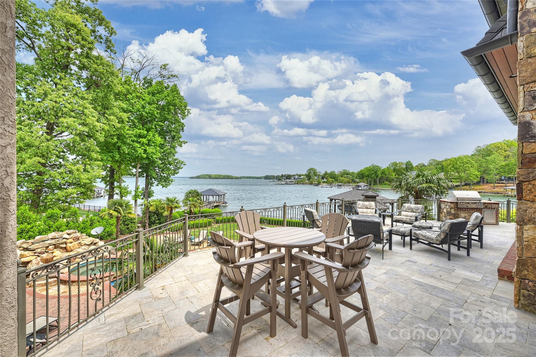 16909 Jetton Road Property Photo 5