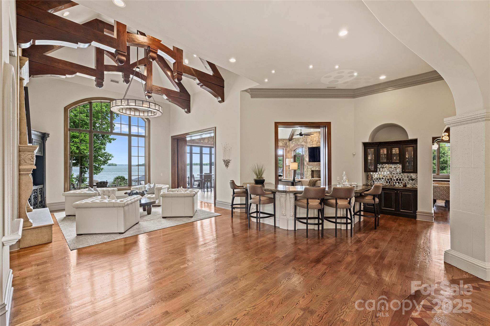 16909 Jetton Road Property Photo 7