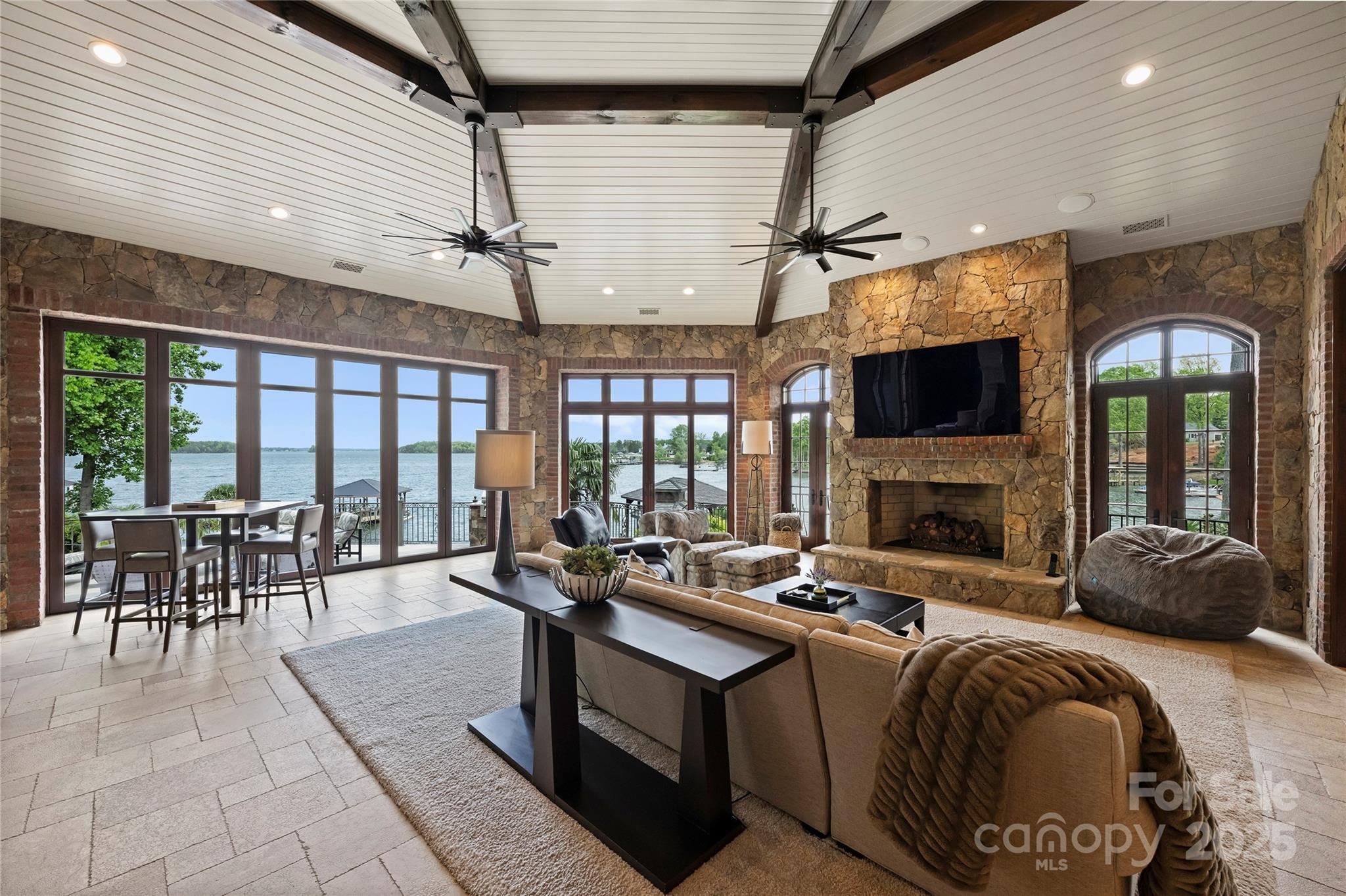 16909 Jetton Road Property Photo 17