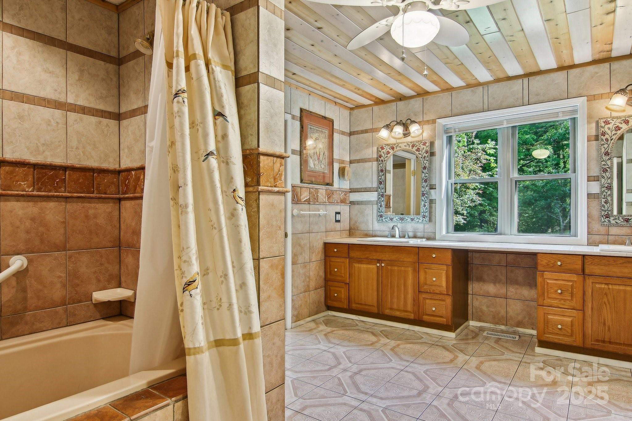 50 Whiskey Creek Road Property Photo 16