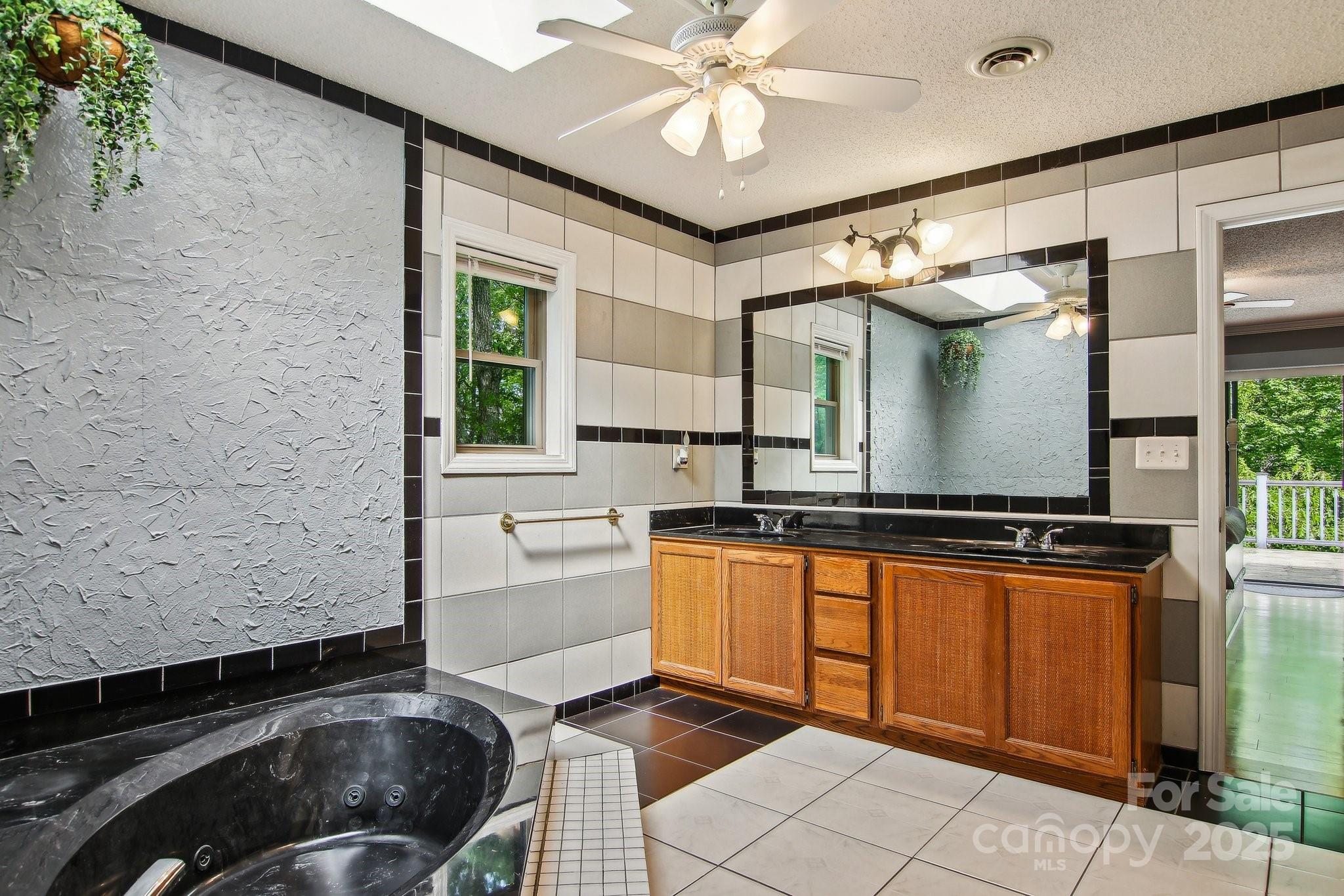 50 Whiskey Creek Road Property Photo 20