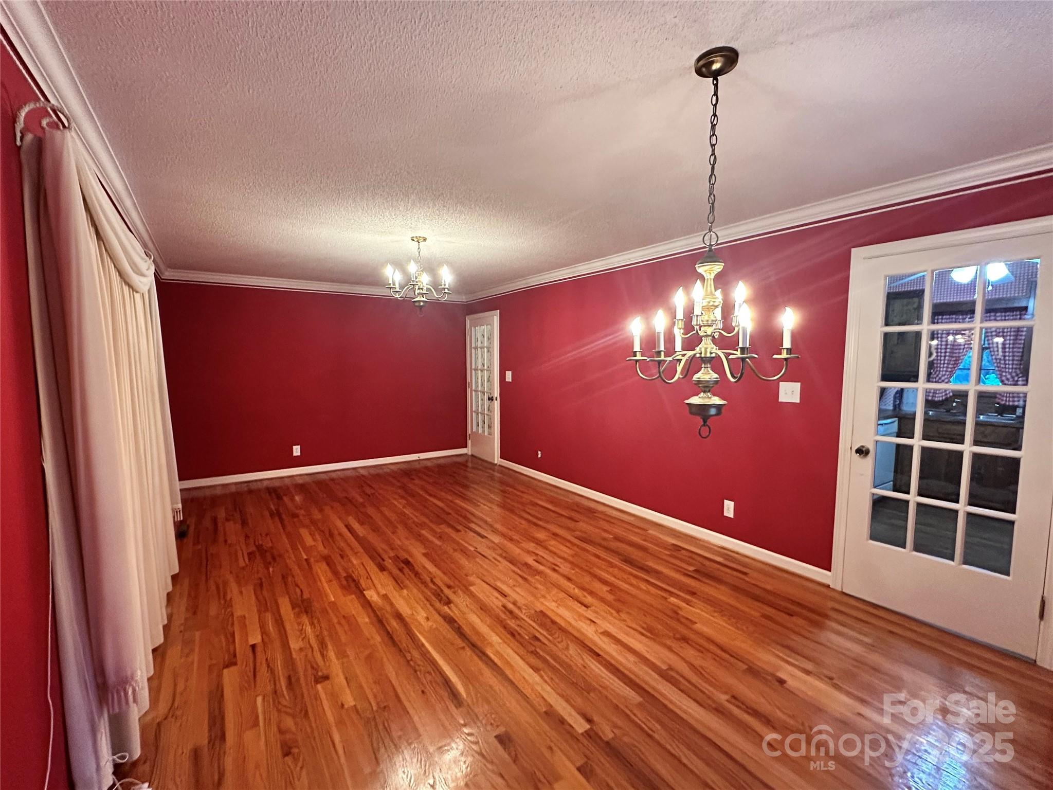 5495 Valley Run Street Property Photo 18