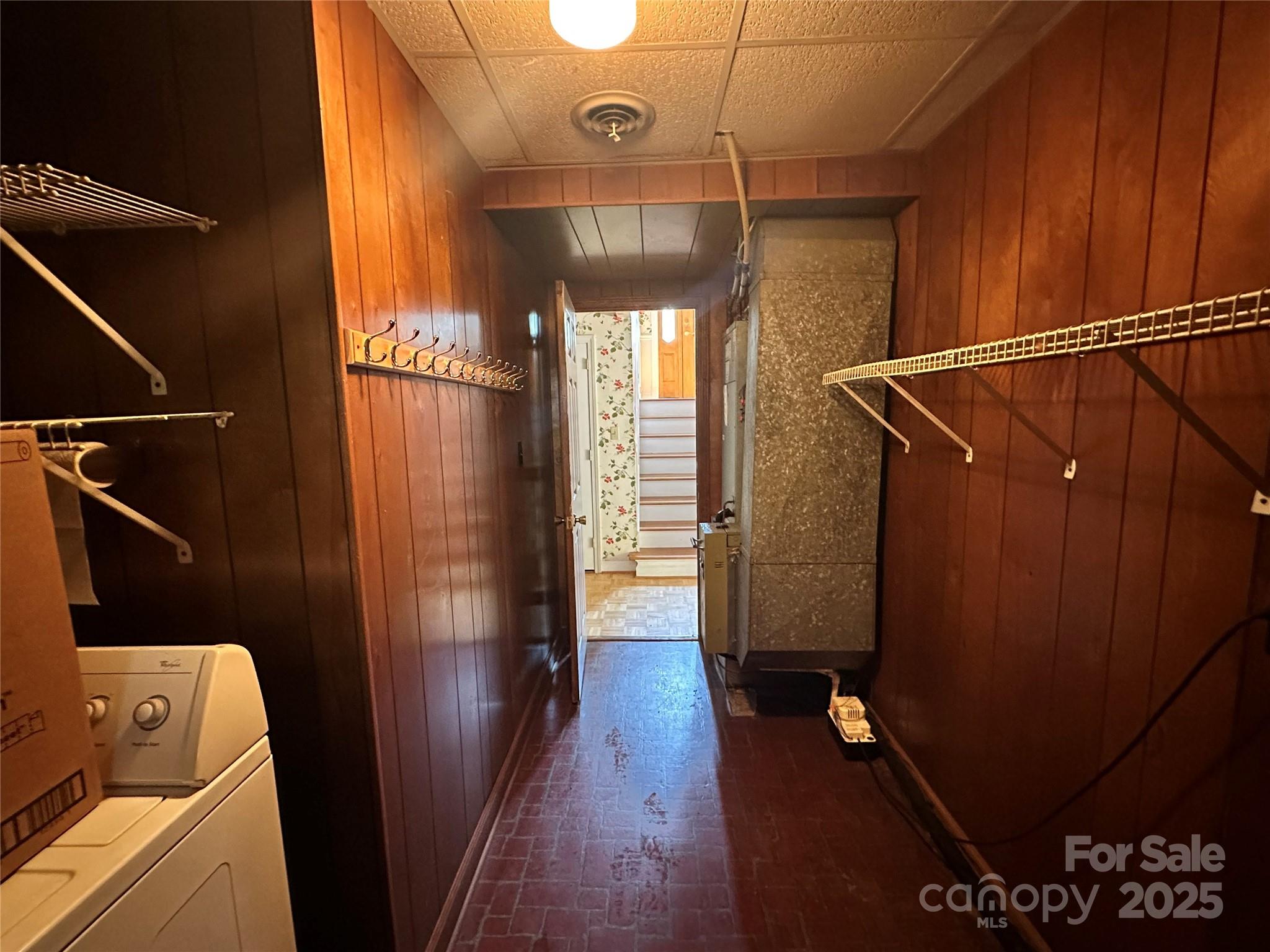5495 Valley Run Street Property Photo 27