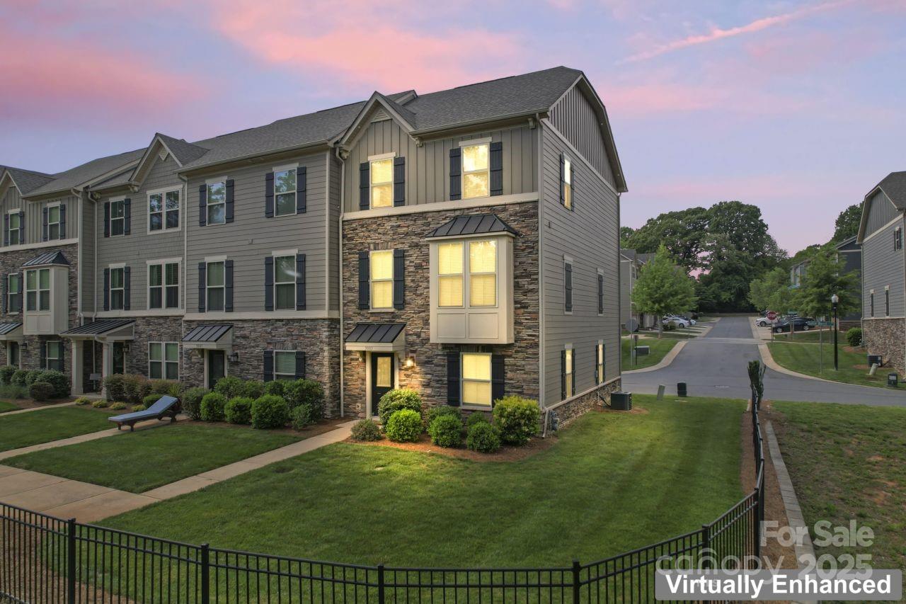 3003 Salix Bend Drive Property Photo 1