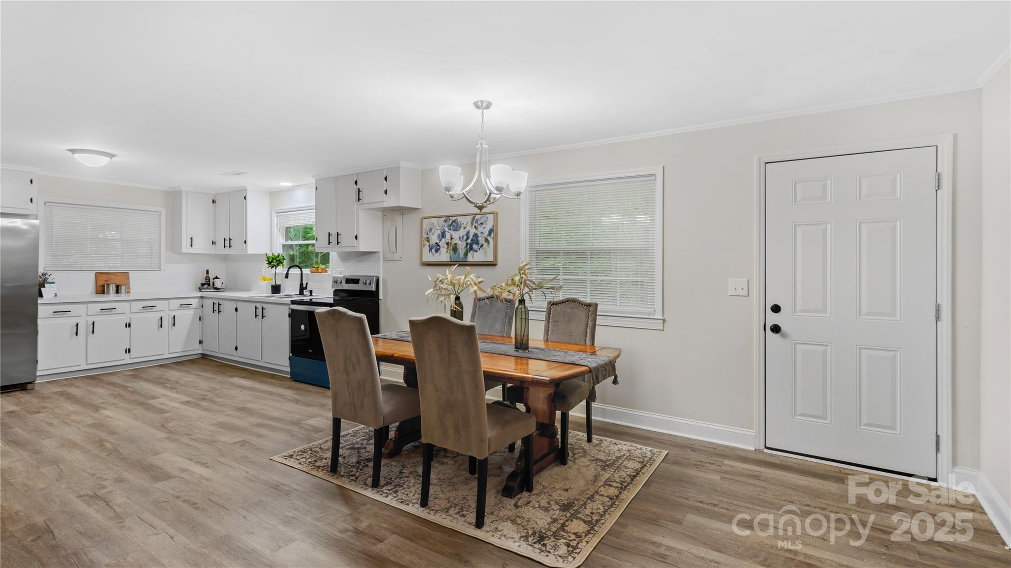 7860 Henry Harris Road Property Photo 3
