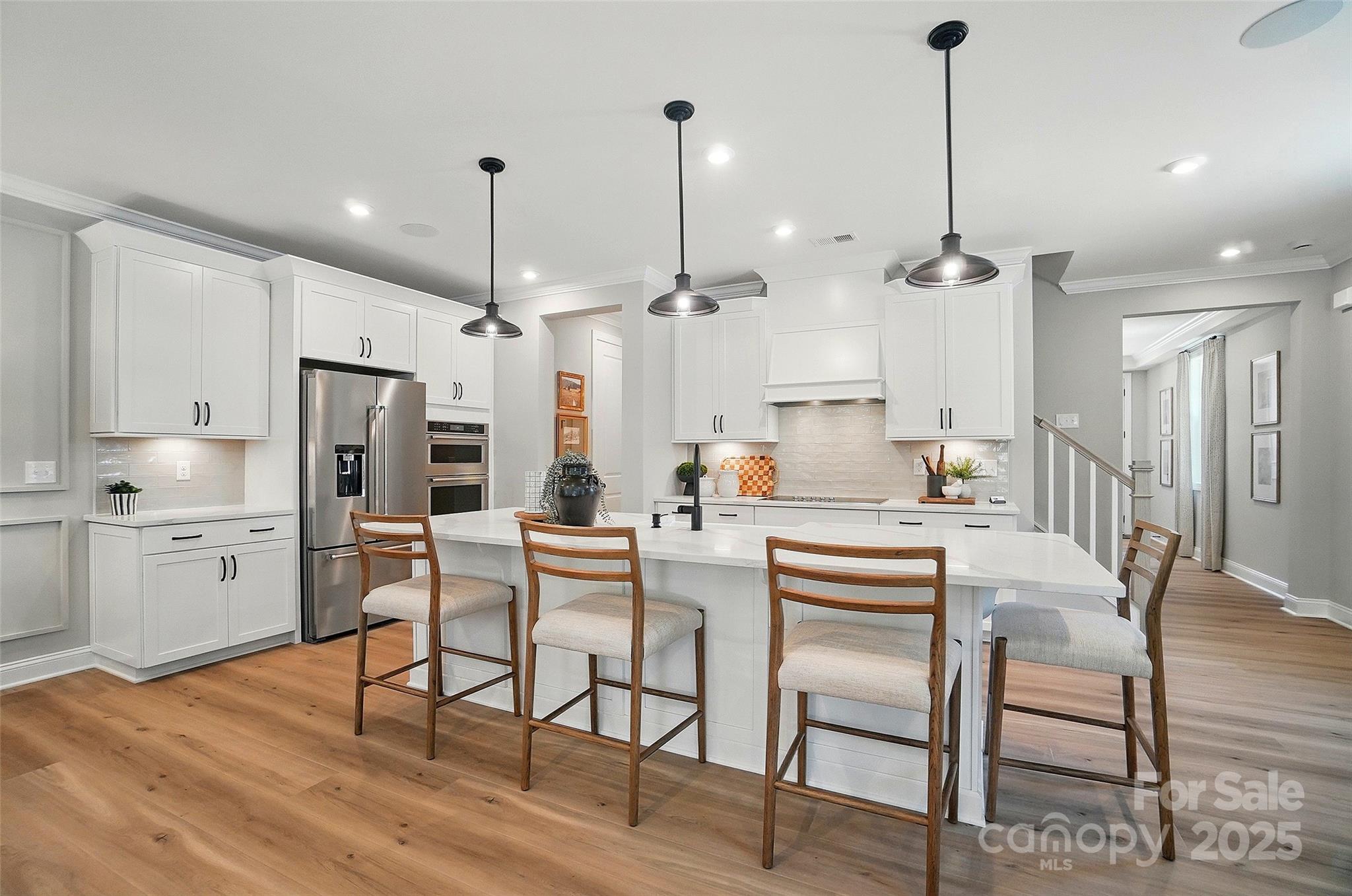 12055 Lavinia Lane Property Photo 1