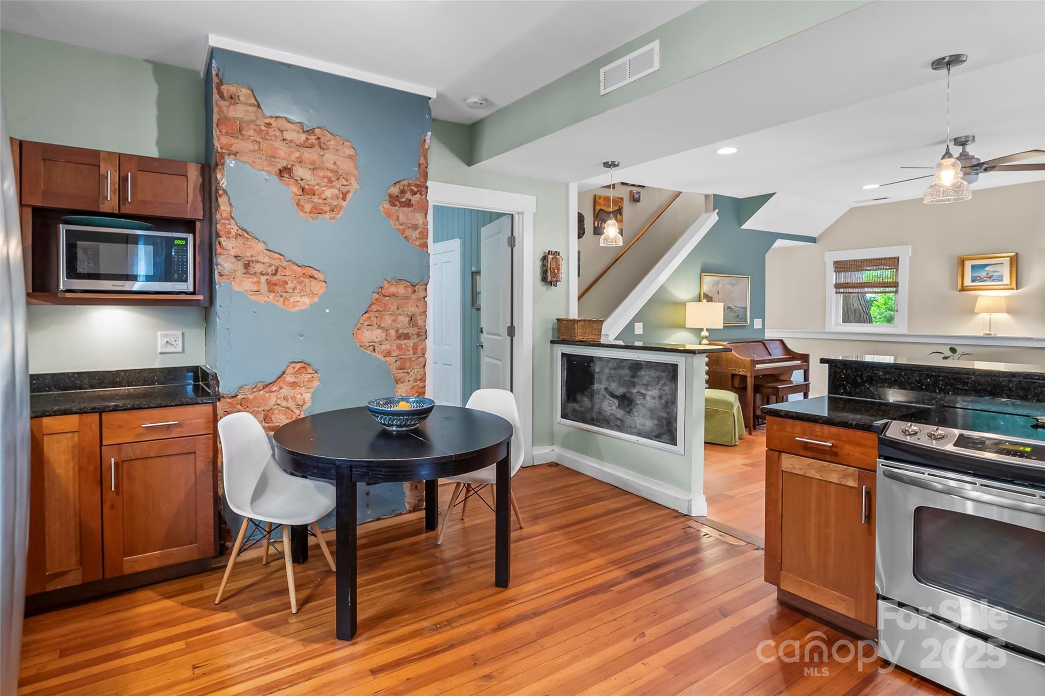 15 Forsythe Street Property Photo 10