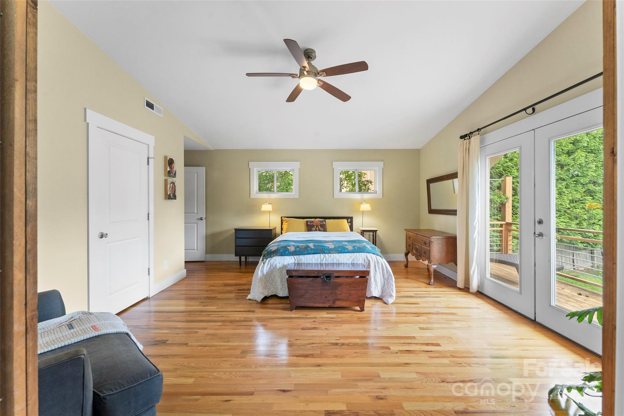 15 Forsythe Street Property Photo 26