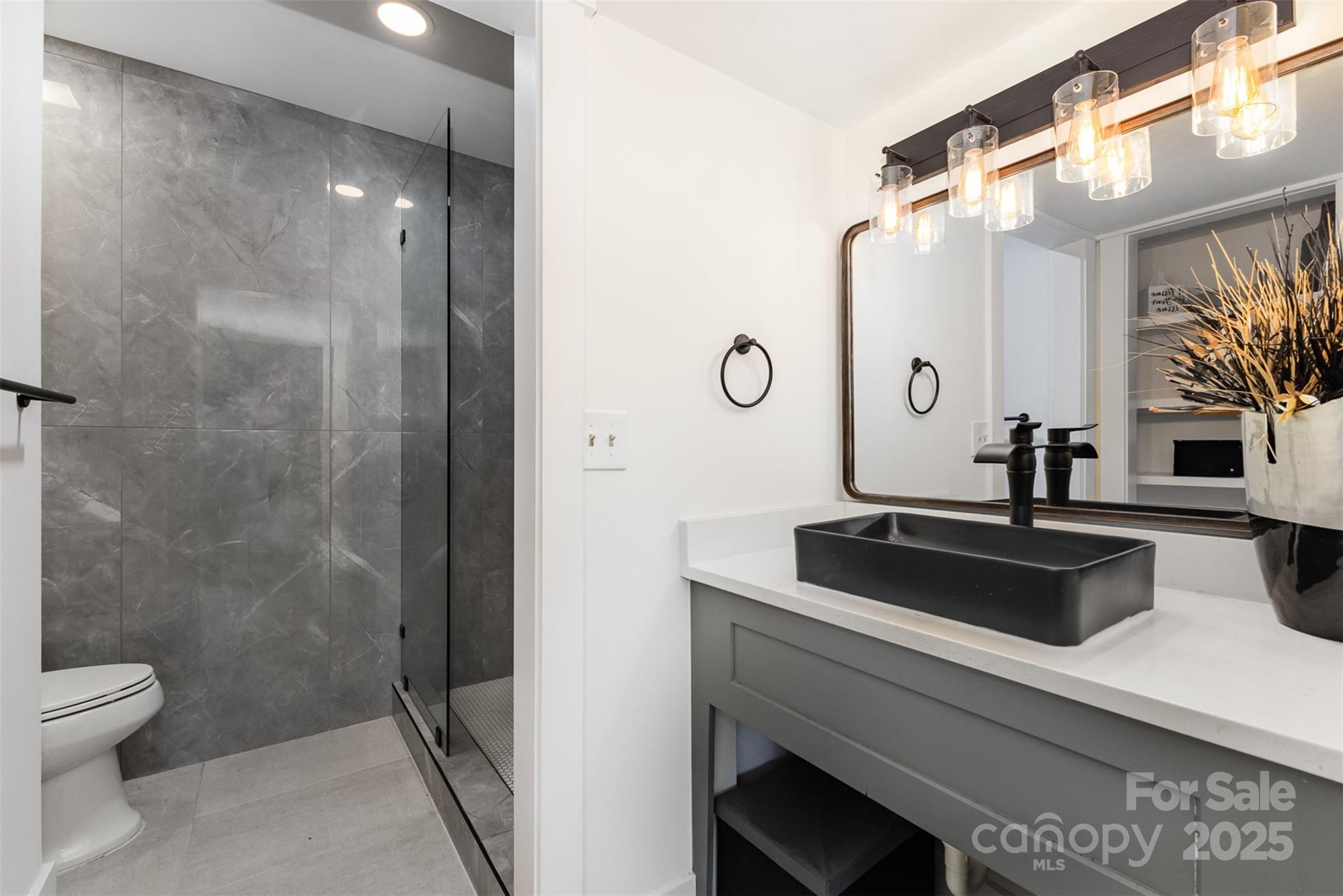 6824 Cortez Trail Property Photo 8