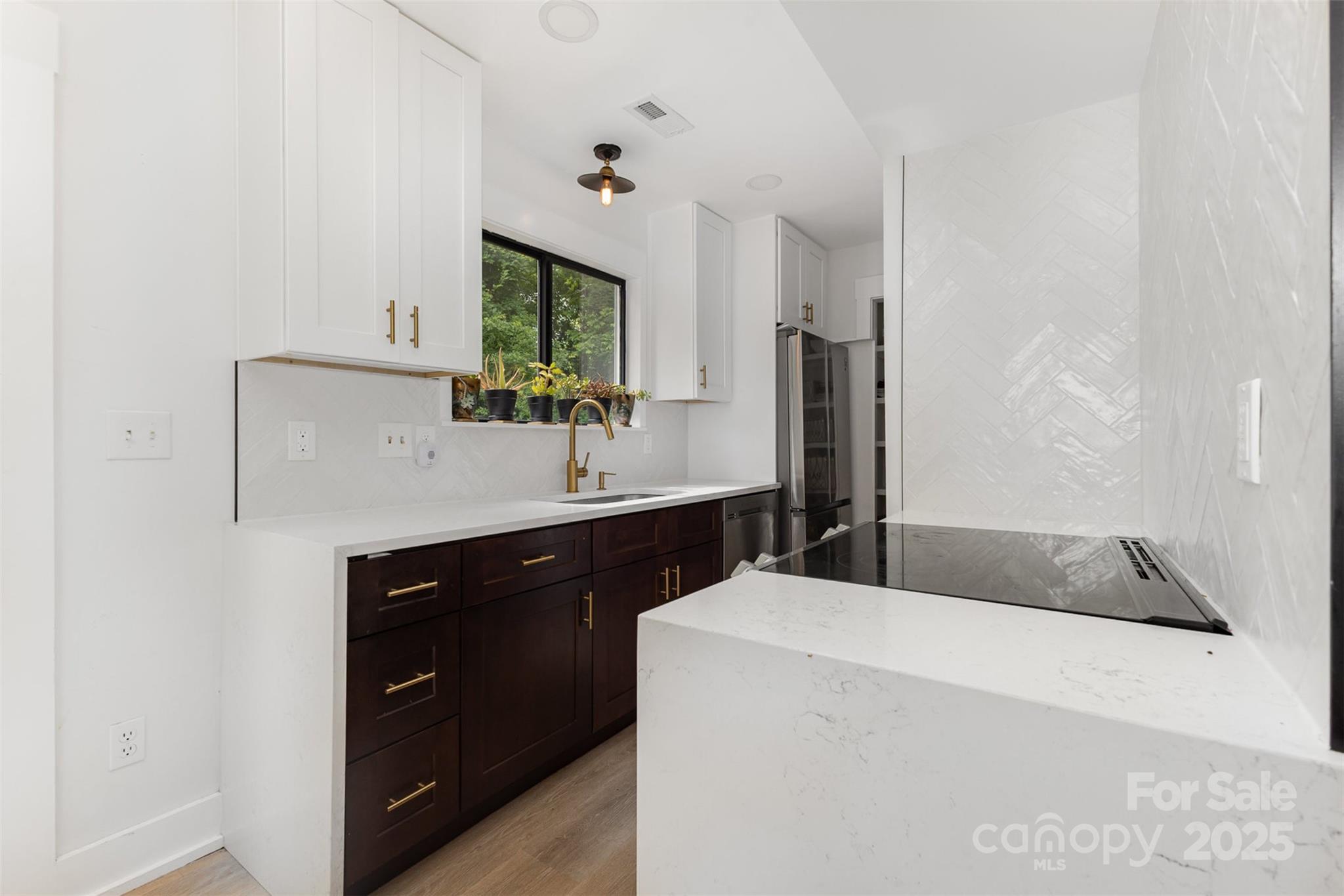 6824 Cortez Trail Property Photo 11