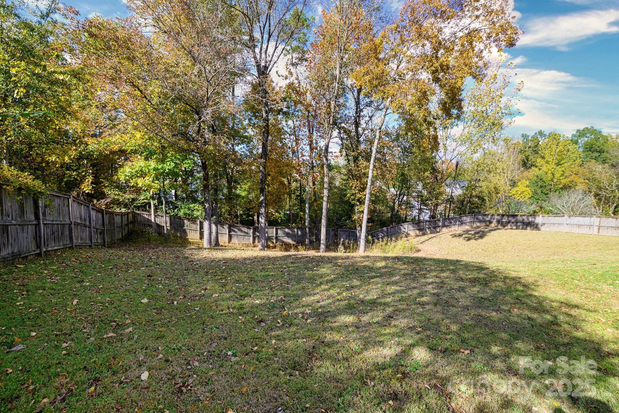 12304 Sandringham Place Property Photo 12