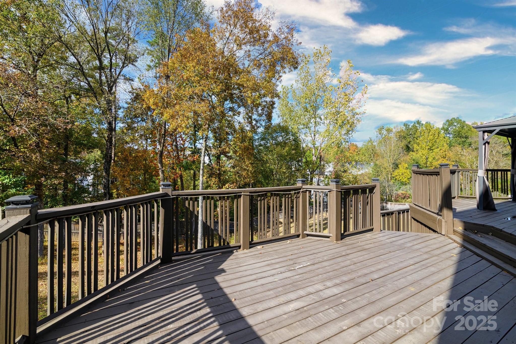 12304 Sandringham Place Property Photo 14