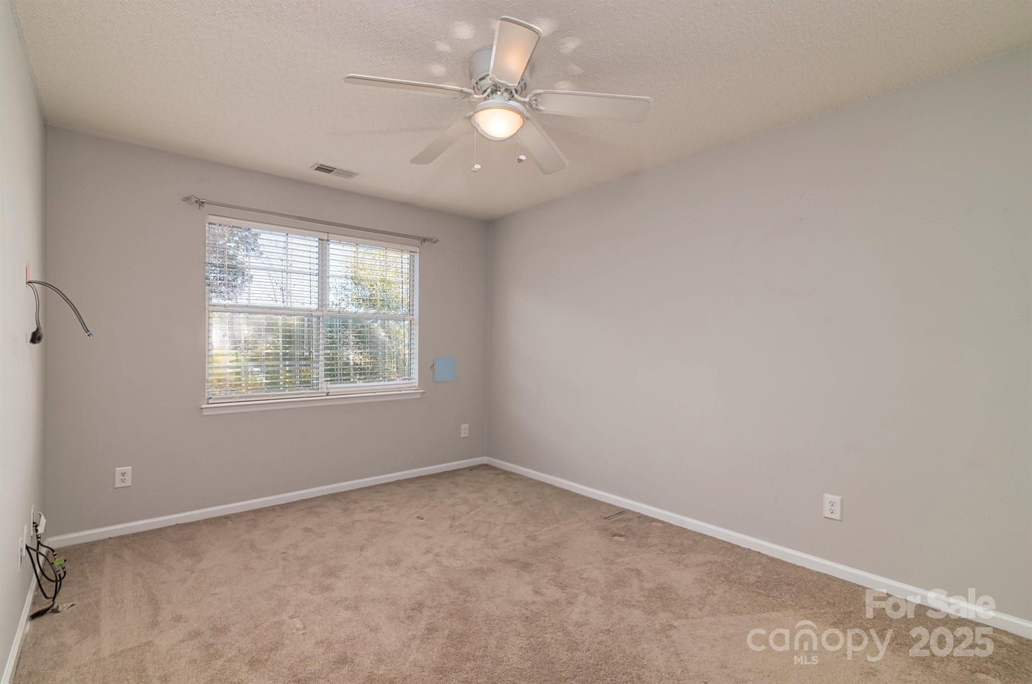 12304 Sandringham Place Property Photo 22