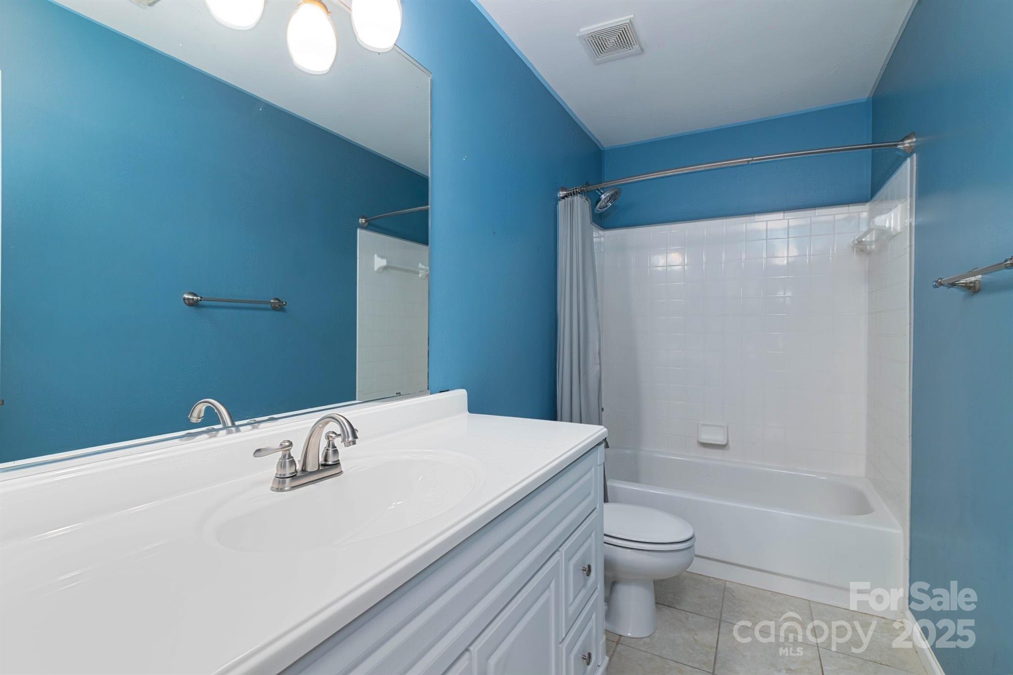 12304 Sandringham Place Property Photo 27