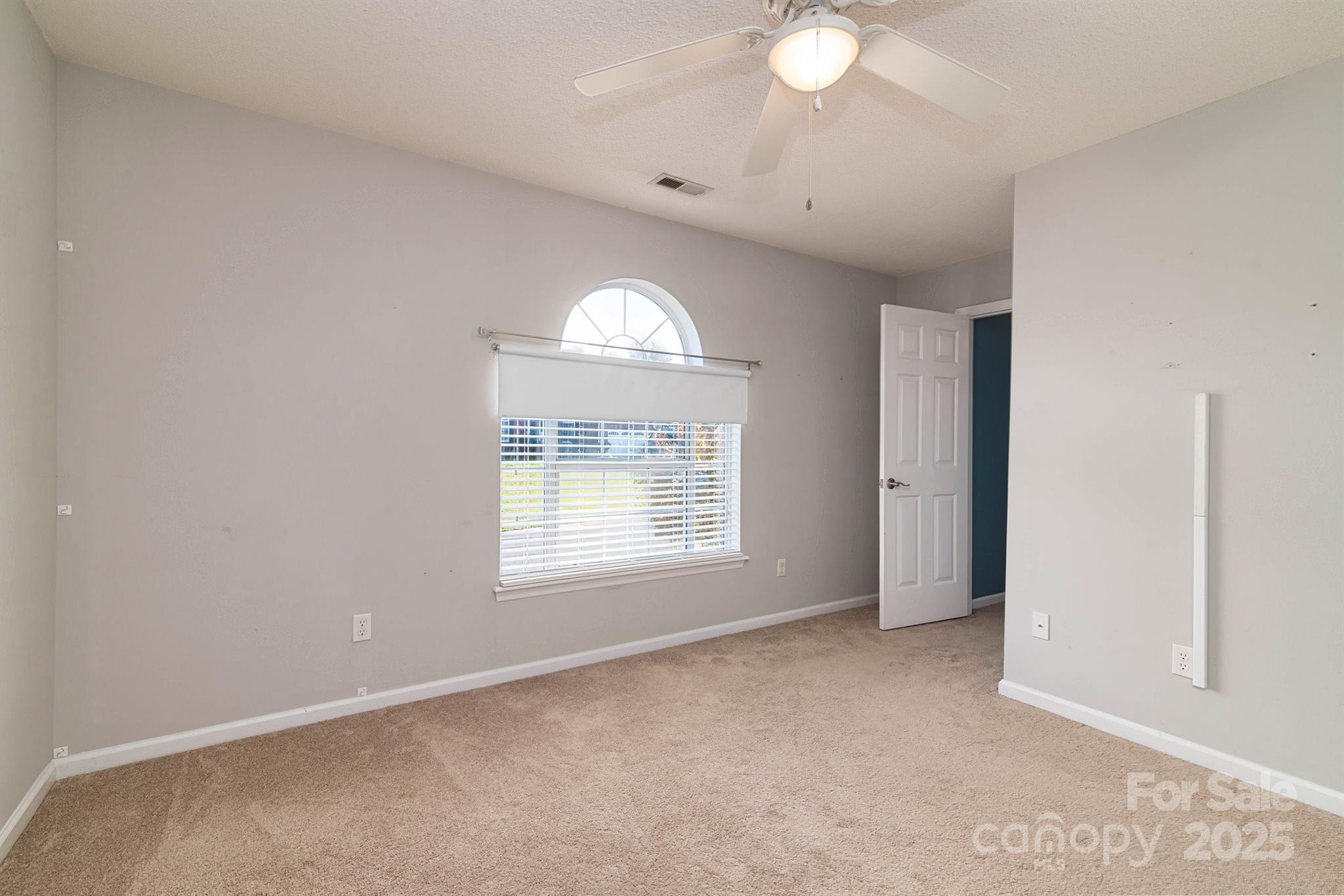 12304 Sandringham Place Property Photo 29