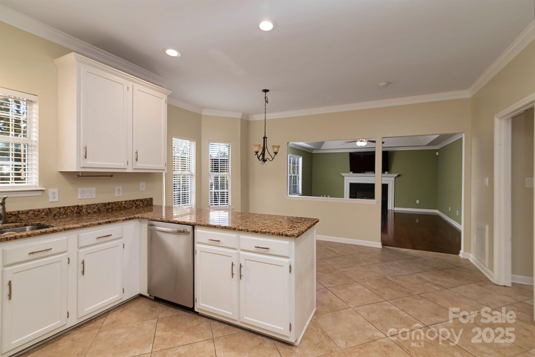 12304 Sandringham Place Property Photo 39