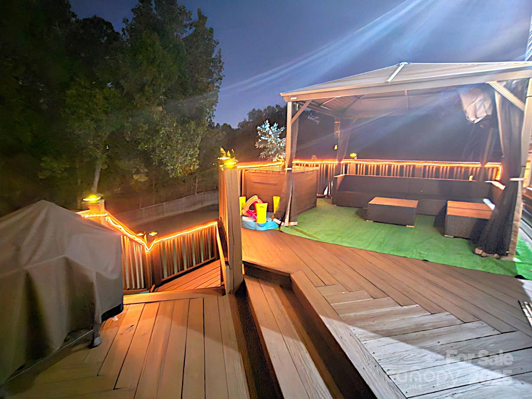 12304 Sandringham Place Property Photo 47