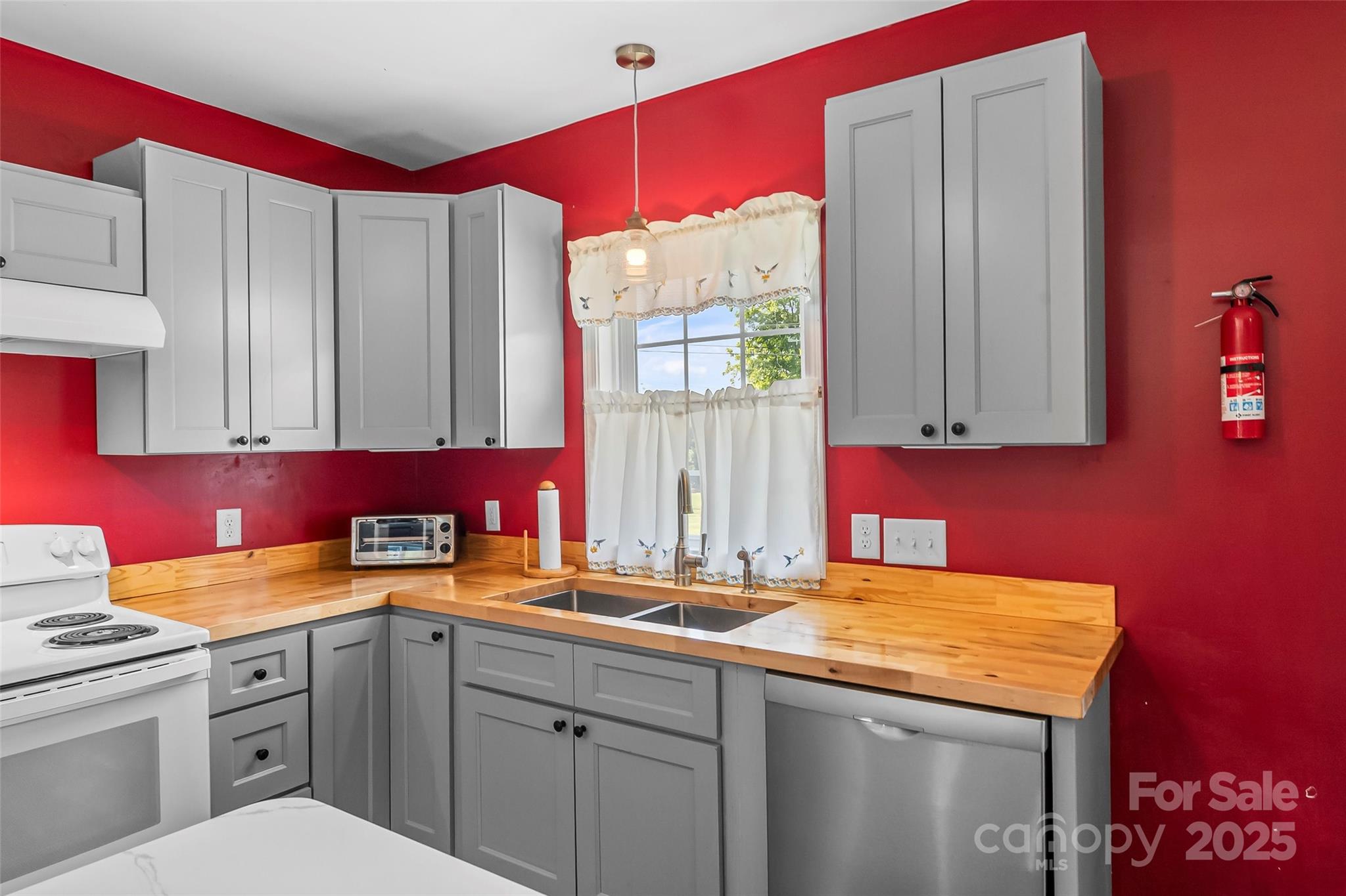 35 Telephone Exchange Road Property Photo 20