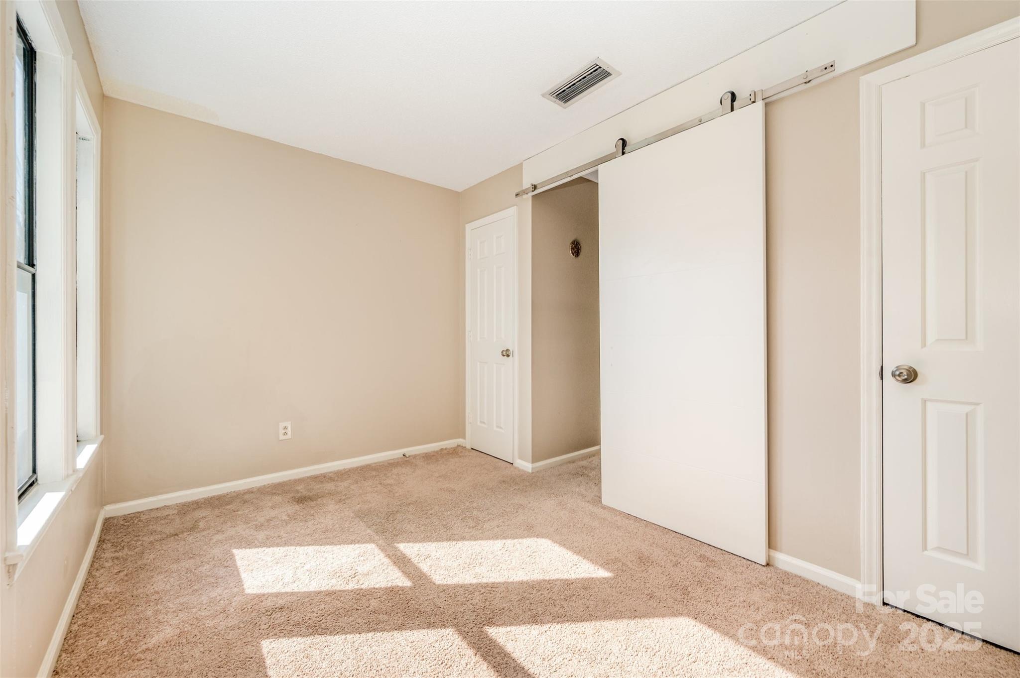 216 S Clarkson Street E Property Photo 16