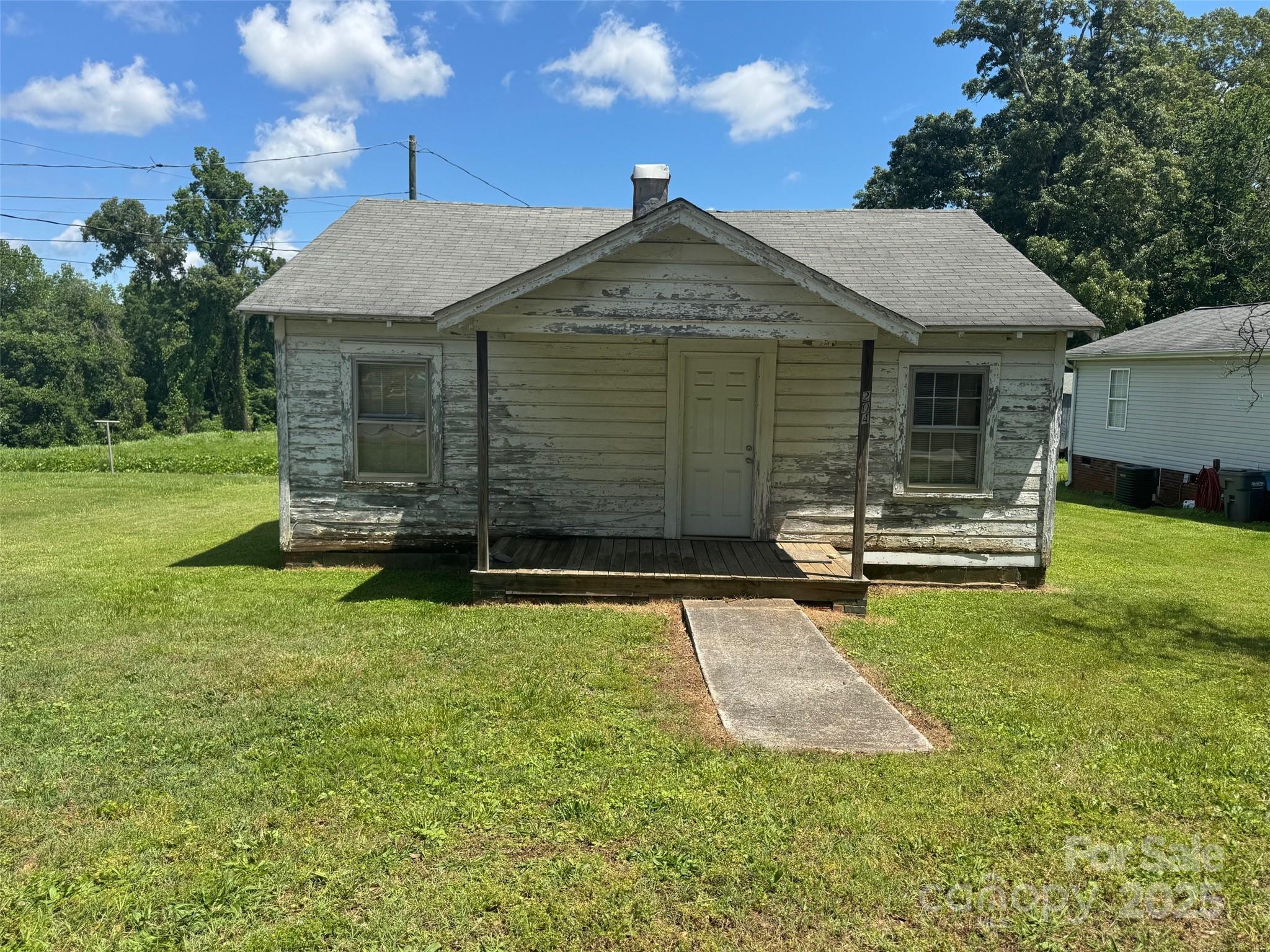 204 13th Street Property Photo 6