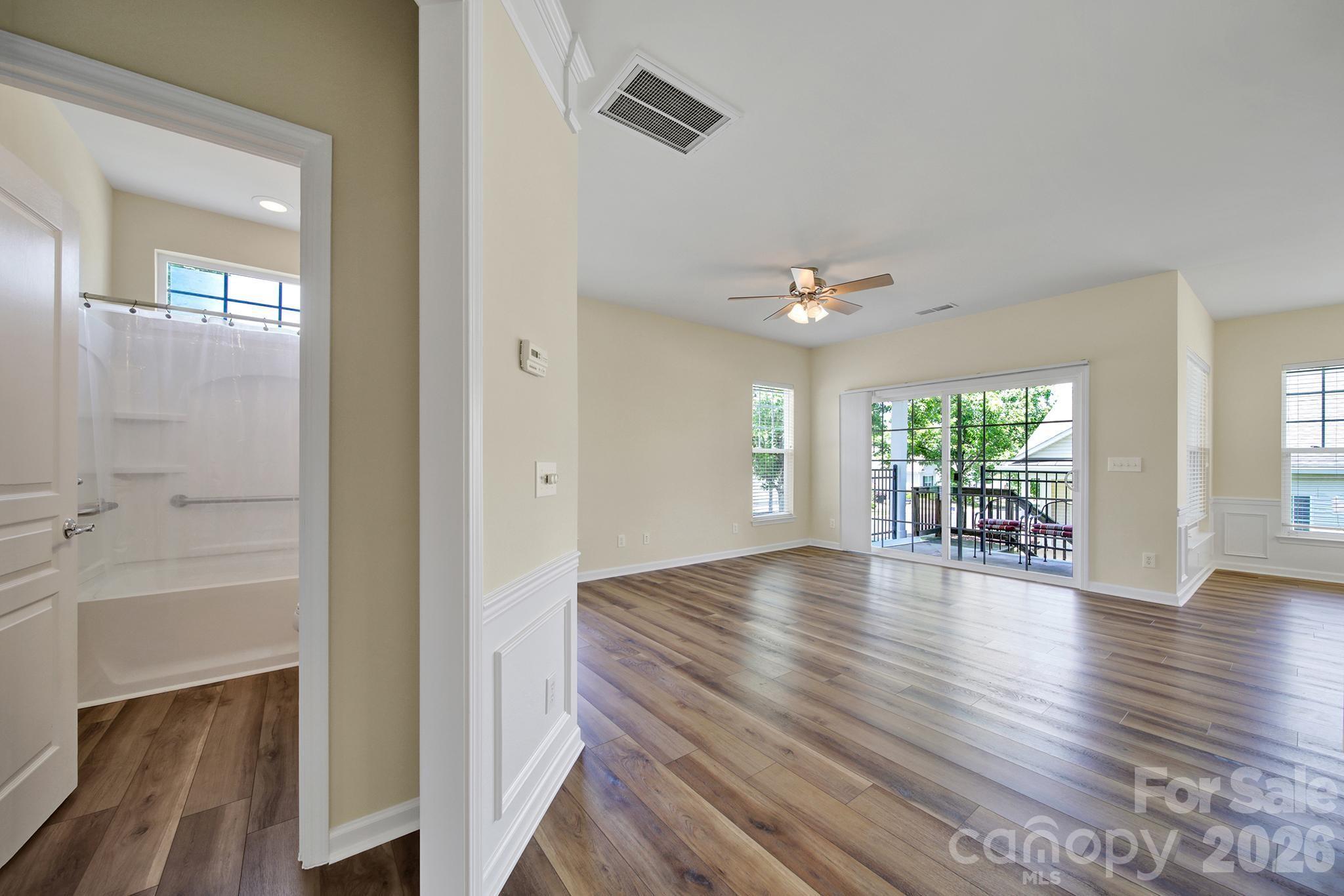 28129 Song Sparrow Lane Property Photo 4