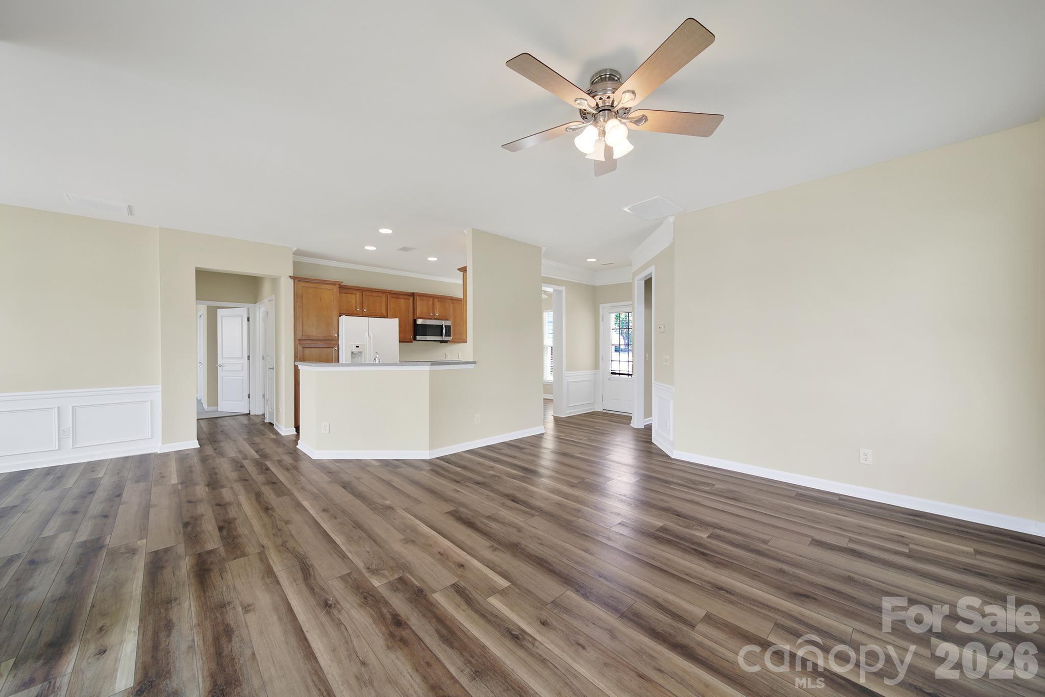 28129 Song Sparrow Lane Property Photo 5