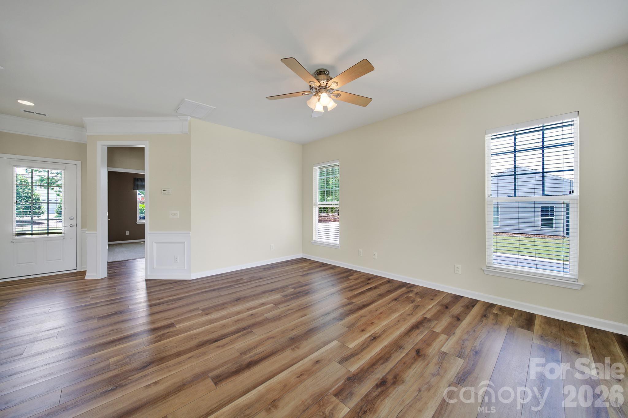 28129 Song Sparrow Lane Property Photo 6