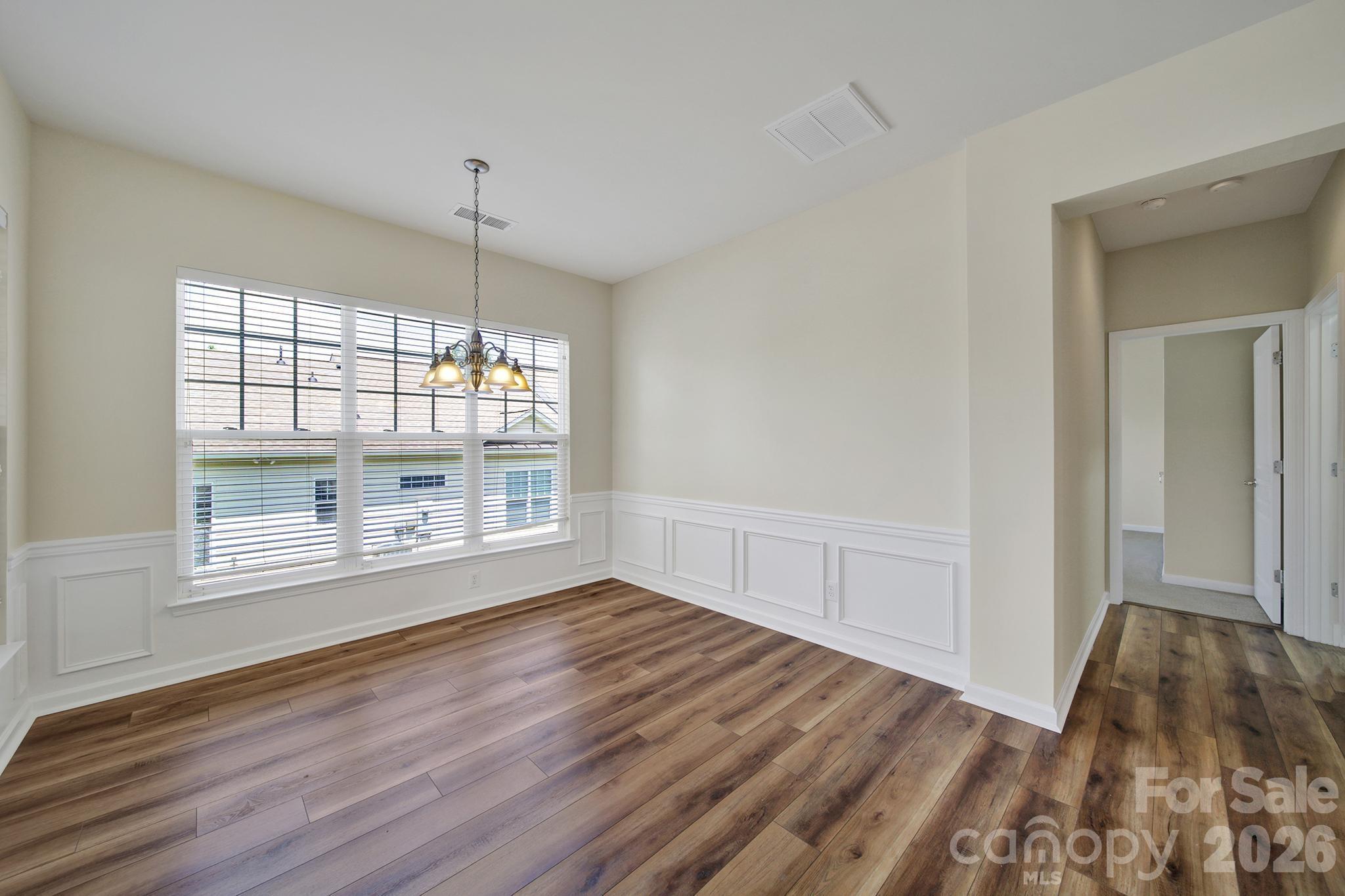 28129 Song Sparrow Lane Property Photo 8