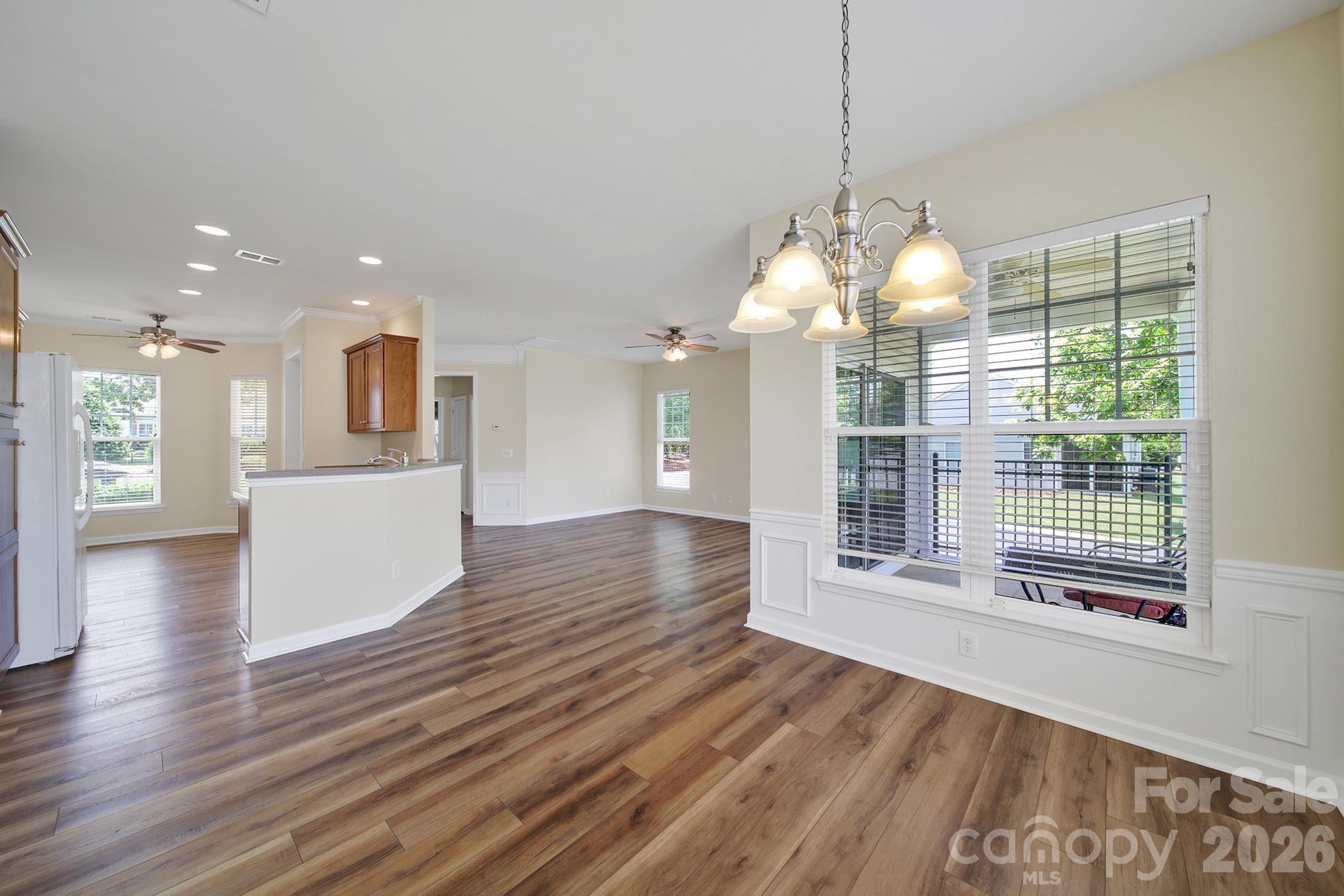 28129 Song Sparrow Lane Property Photo 9