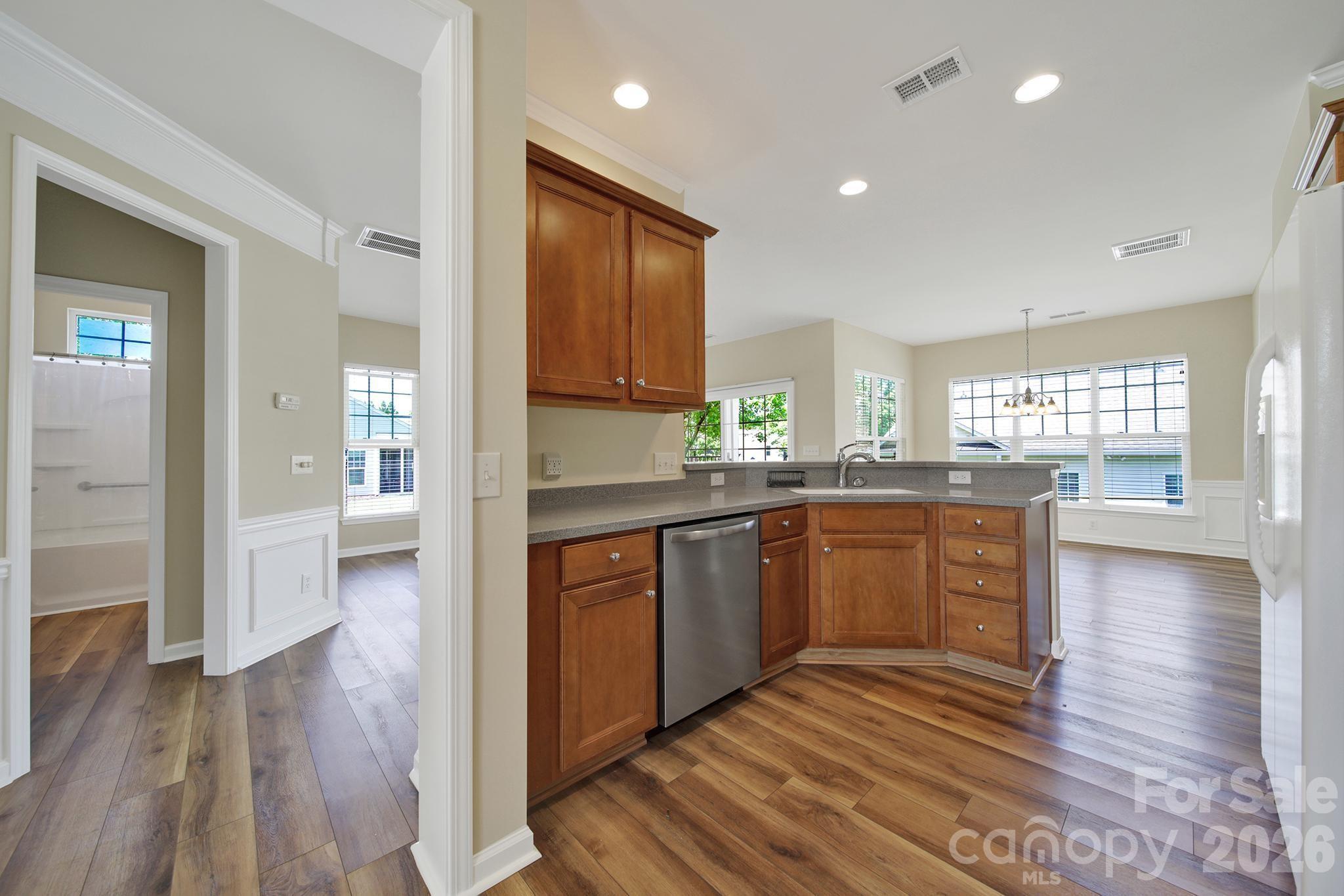 28129 Song Sparrow Lane Property Photo 12