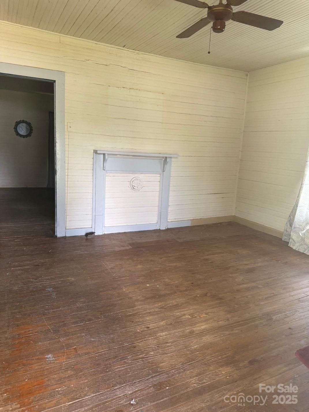 206 13th Street Property Photo 9