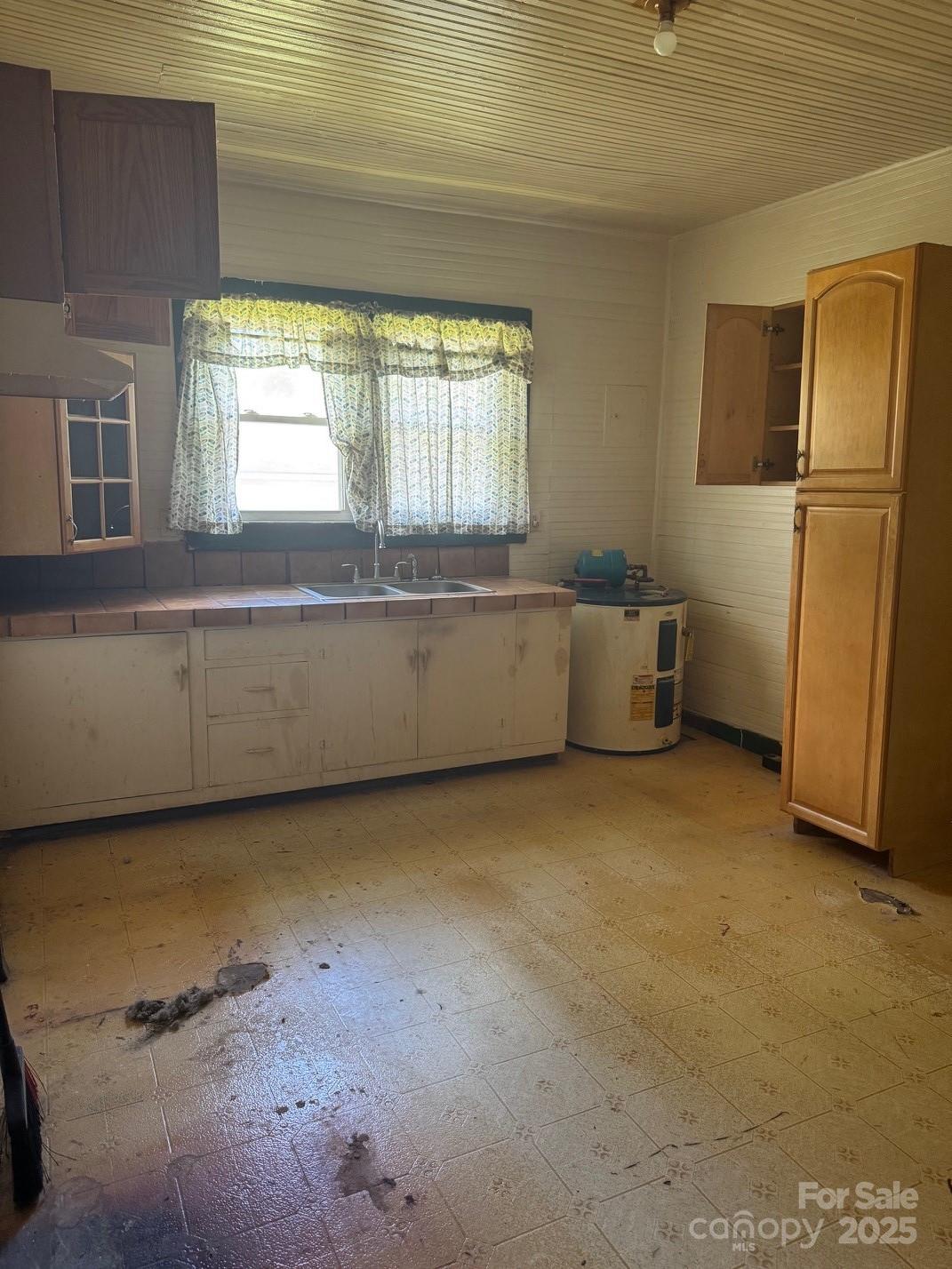 206 13th Street Property Photo 11