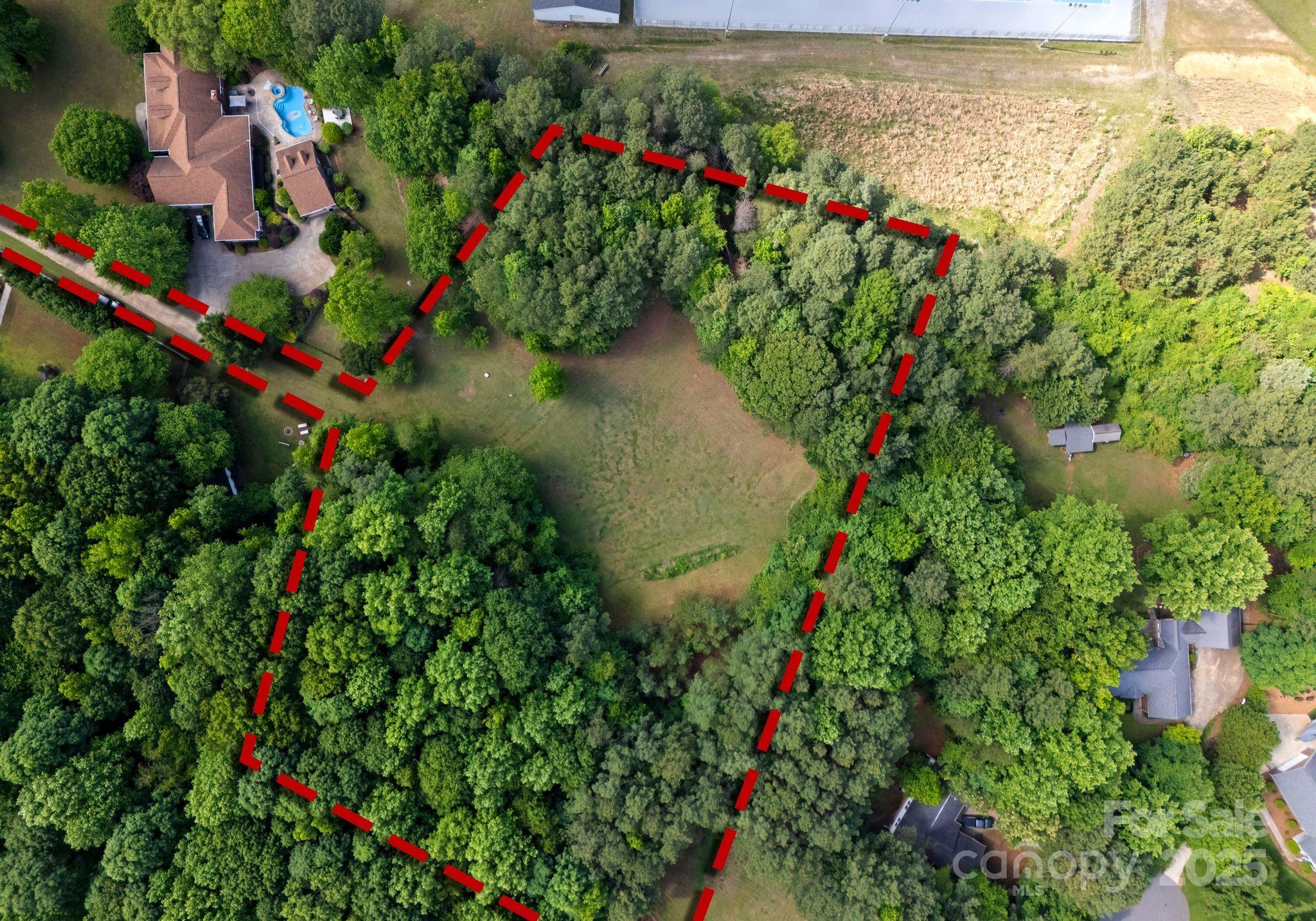 334 Whippoorwill Road Property Photo