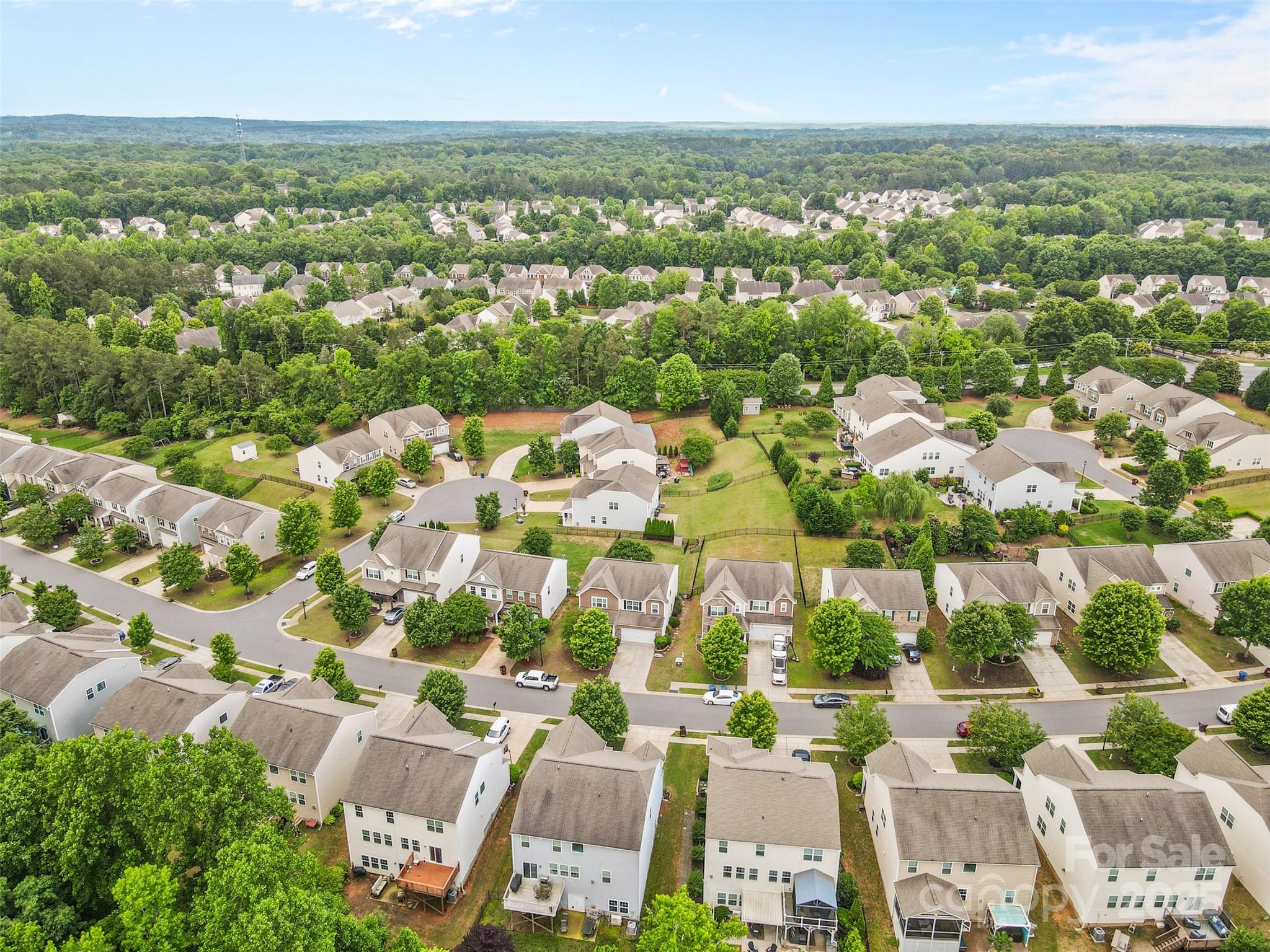 2042 Newport Drive Property Photo 39
