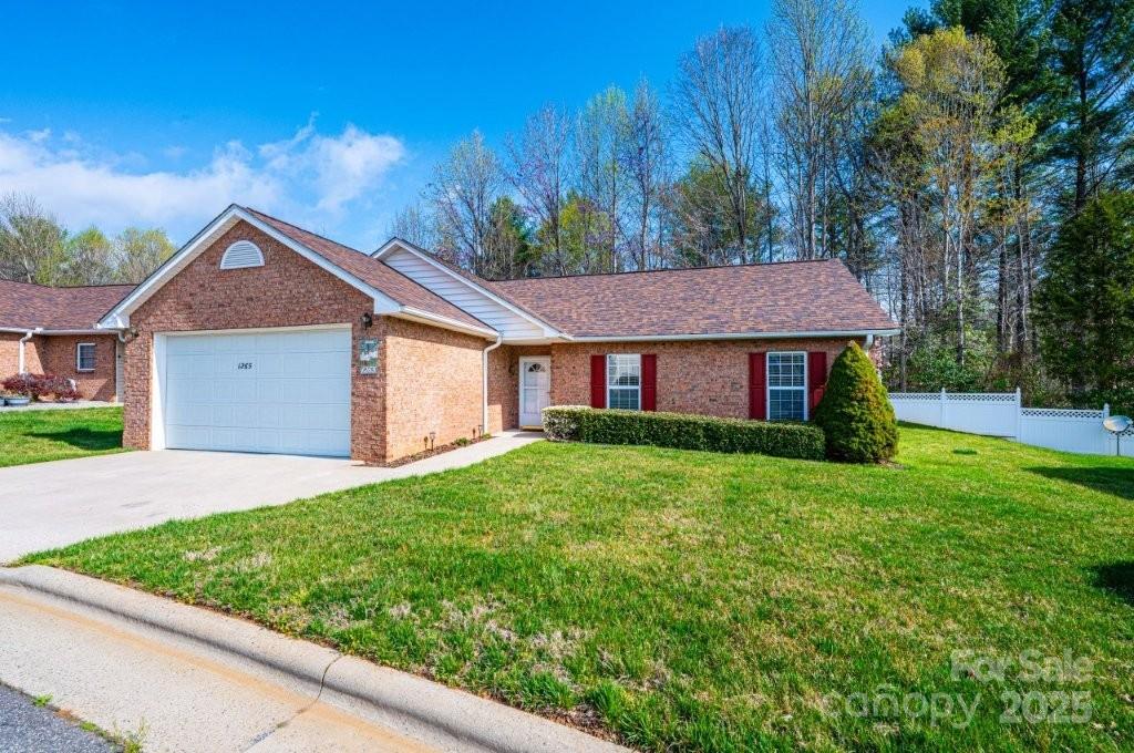1265 Wexford Village Circle Property Photo