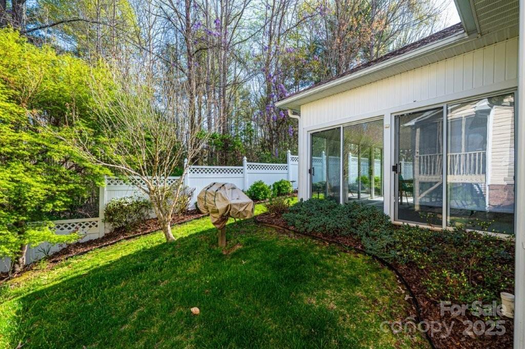 1265 Wexford Village Circle Property Photo 7