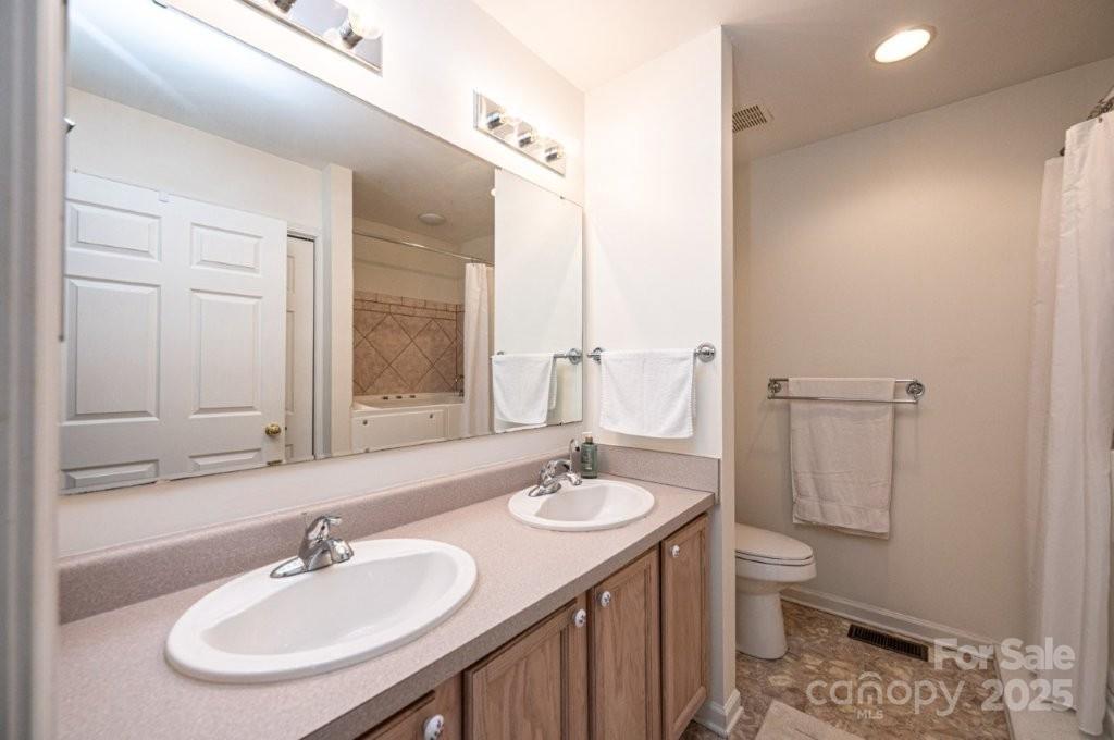 1265 Wexford Village Circle Property Photo 17