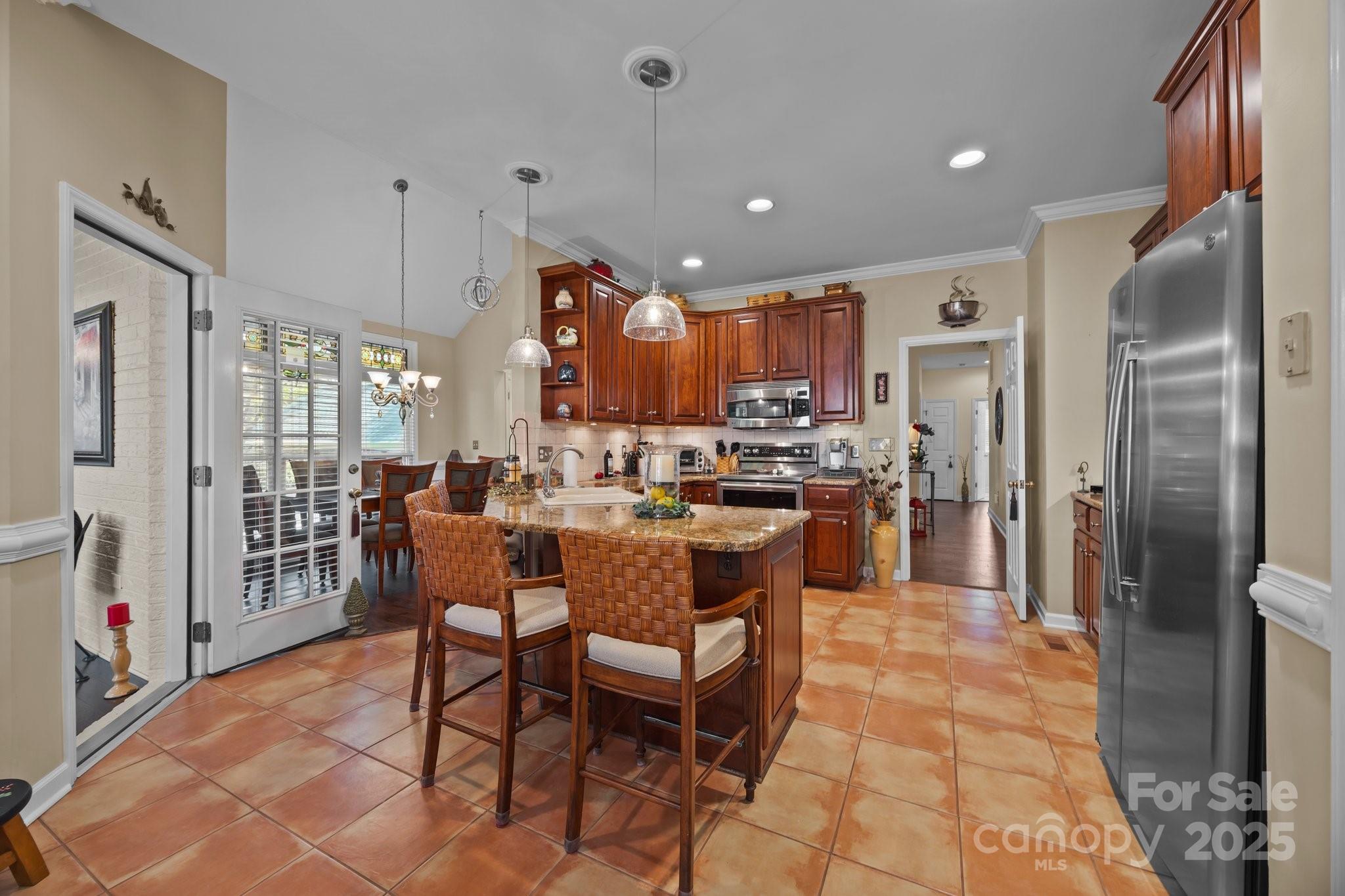 617 Peace Haven Road Property Photo 12