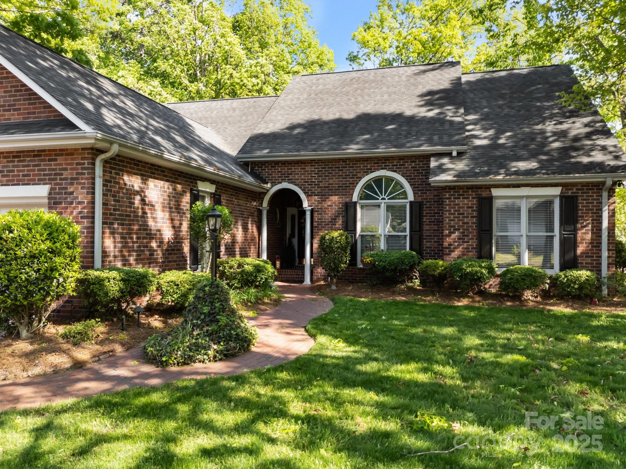 617 Peace Haven Road Property Photo 22